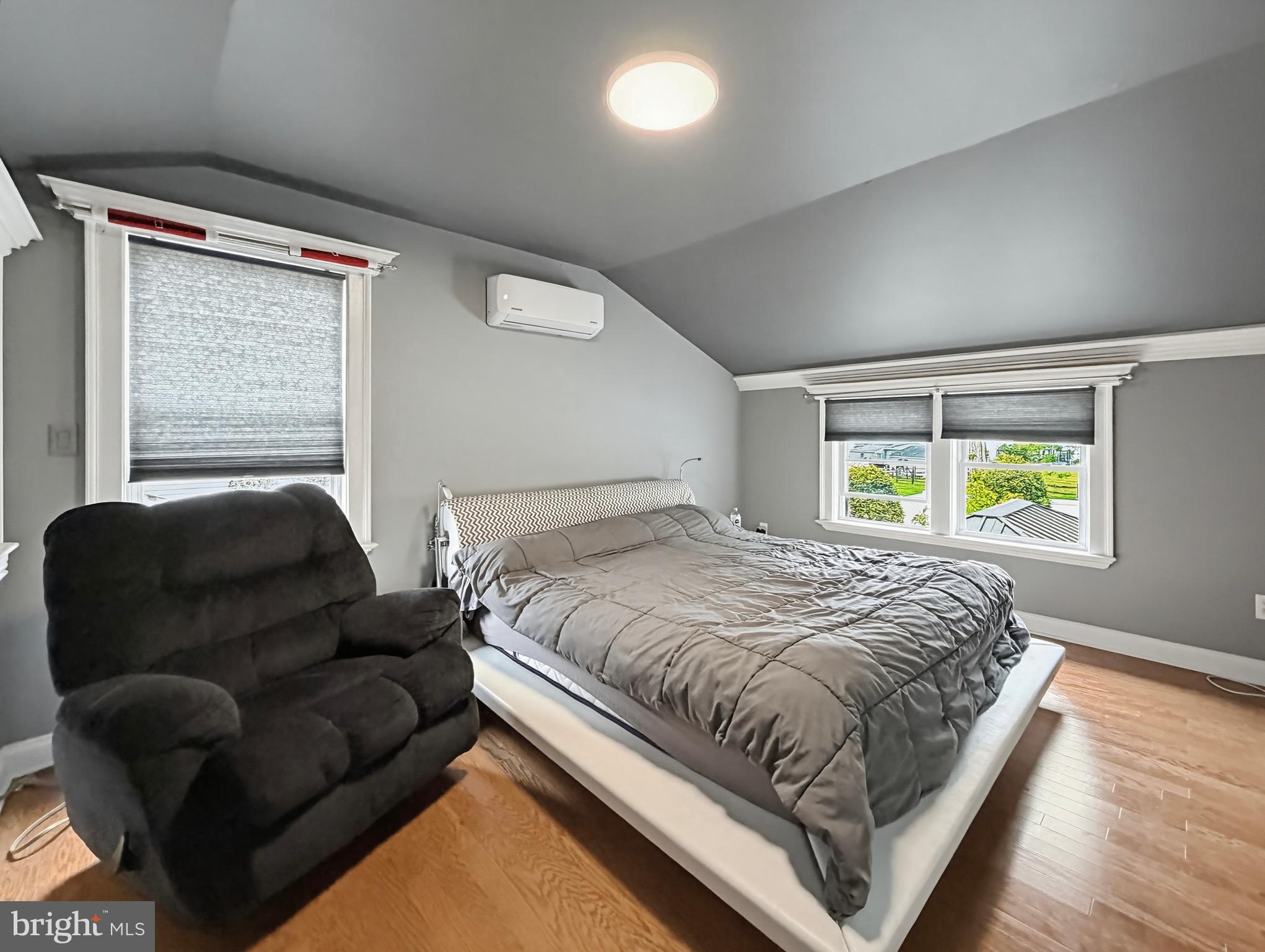 WARMINSTER HGTS - Residential