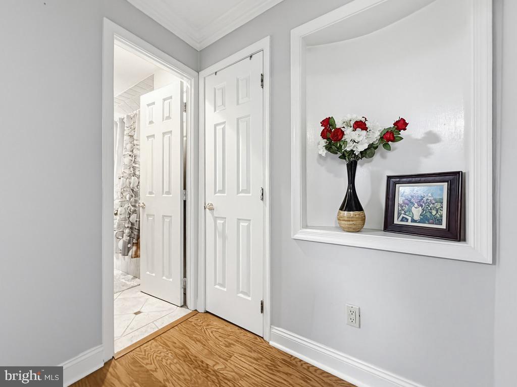 WARMINSTER HGTS - Residential