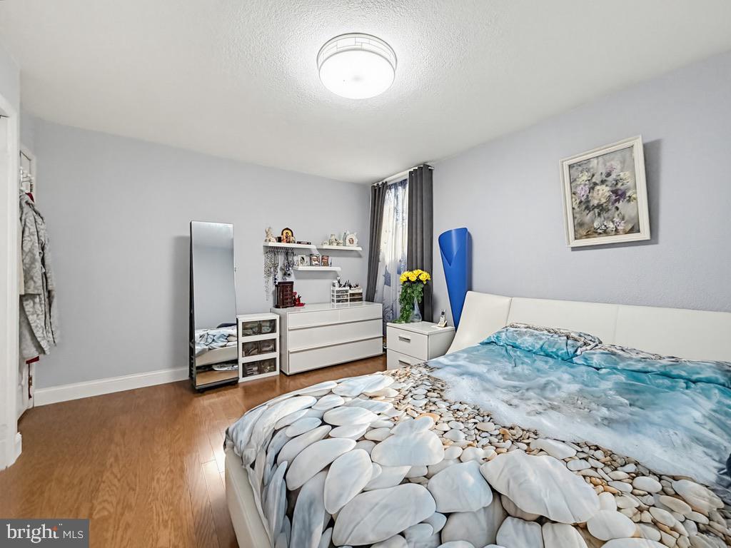 WARMINSTER HGTS - Residential