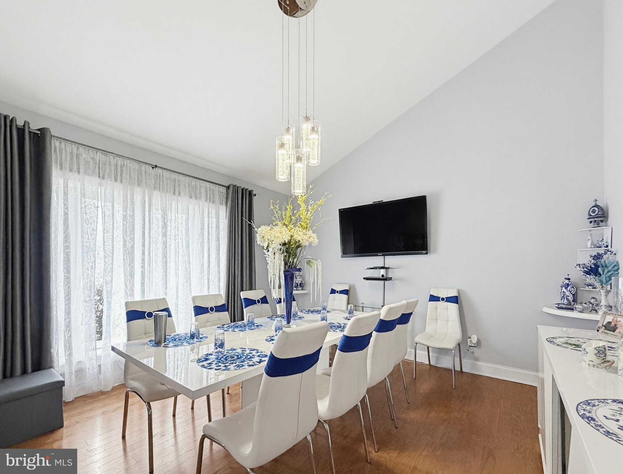 WARMINSTER HGTS - Residential