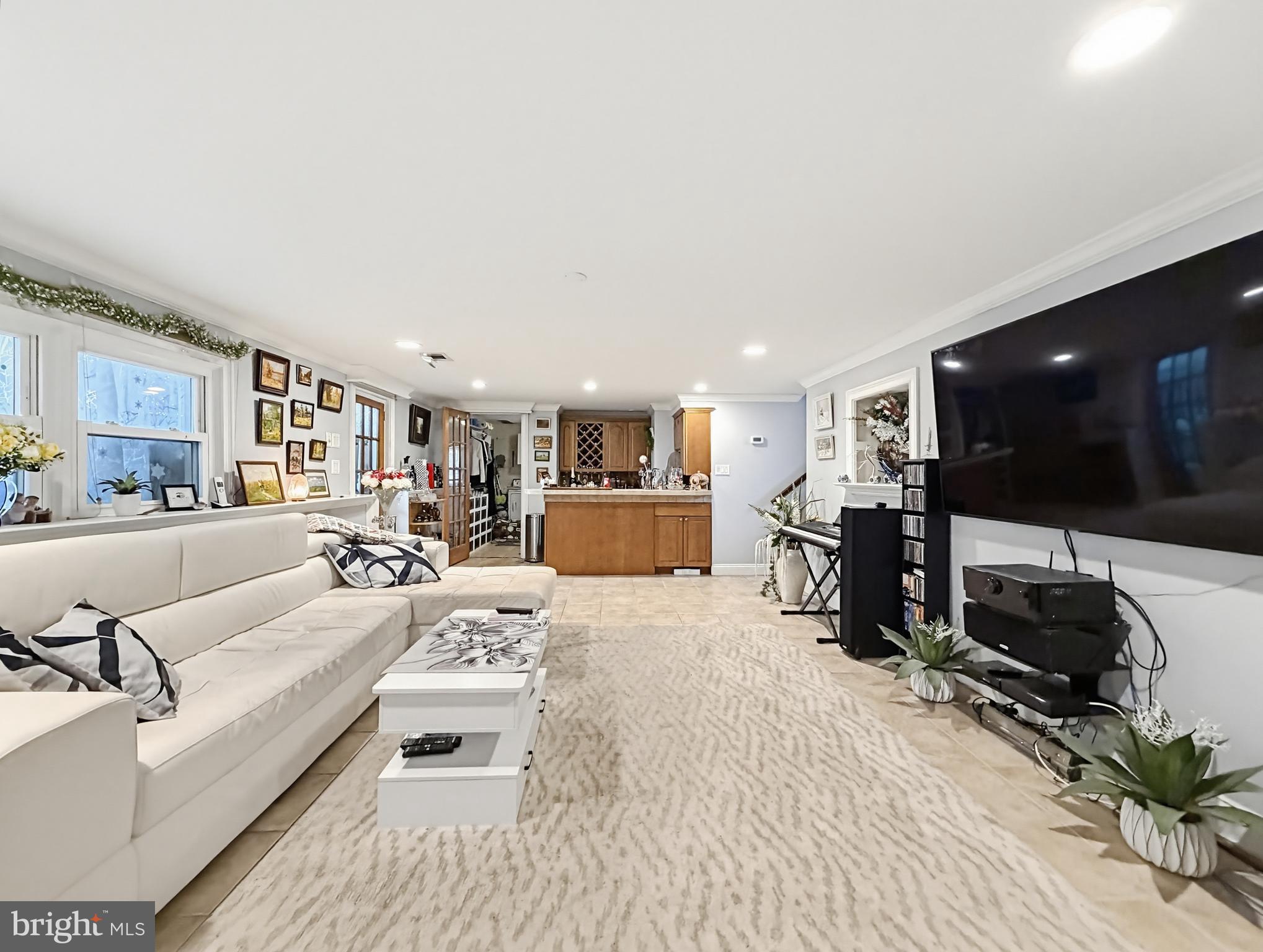 WARMINSTER HGTS - Residential