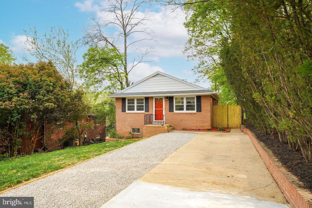 Photo of 6415 Third Street, ALEXANDRIA, VA 22312 (MLS # VAFX2277192)