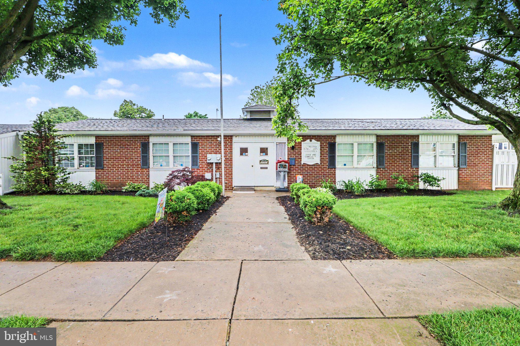 COLONY PARK - Residential
