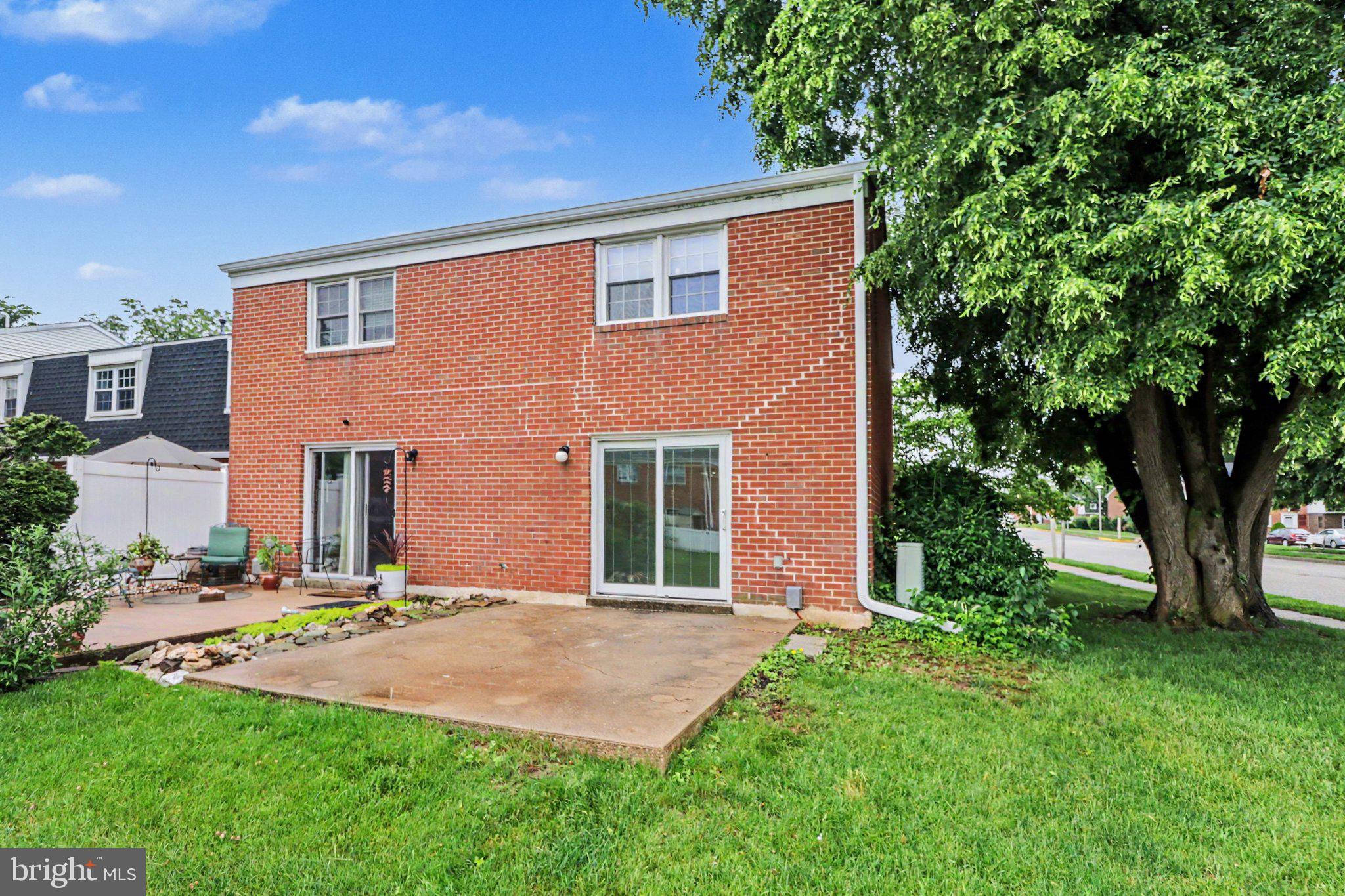 COLONY PARK - Residential