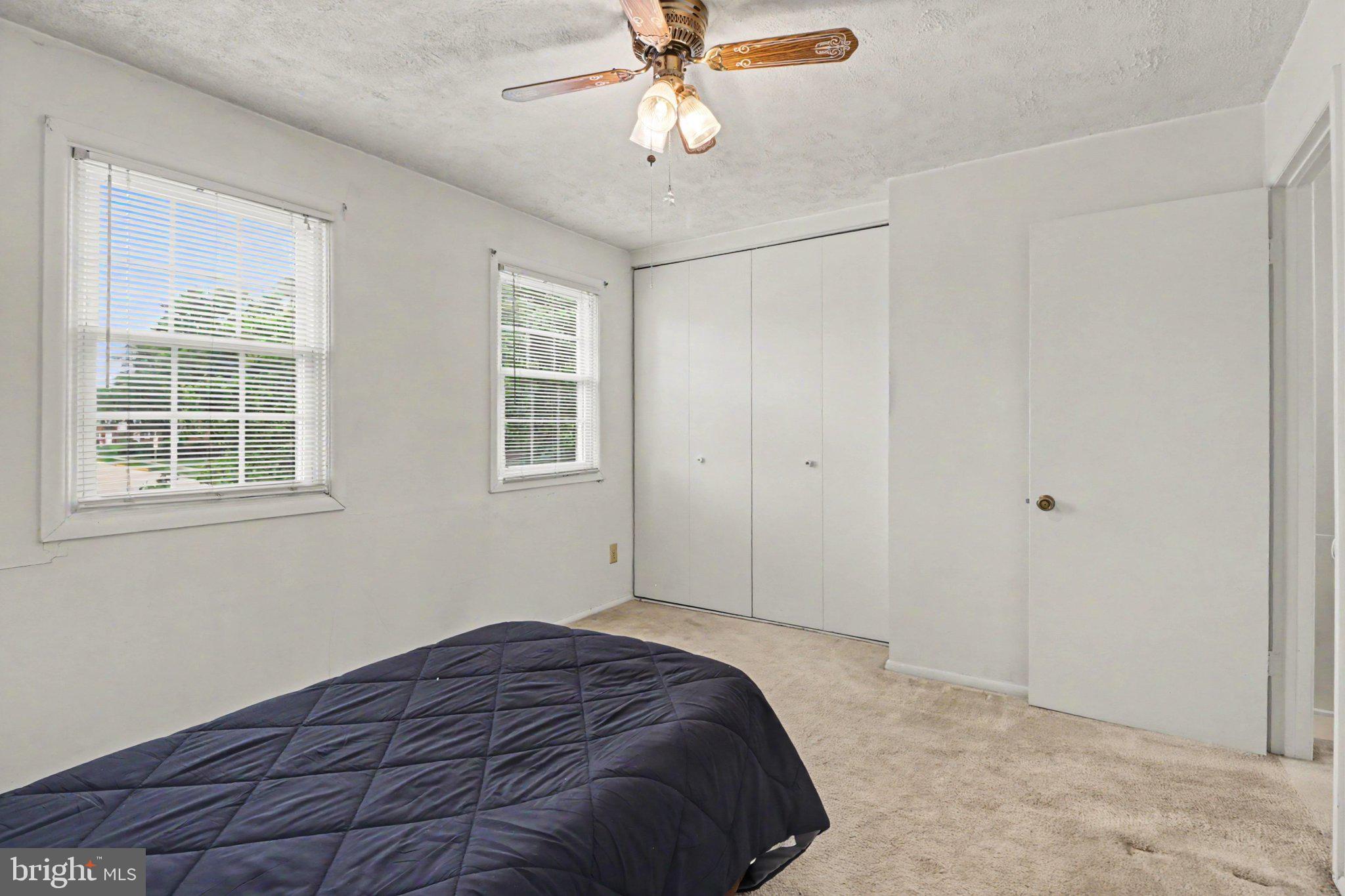 COLONY PARK - Residential