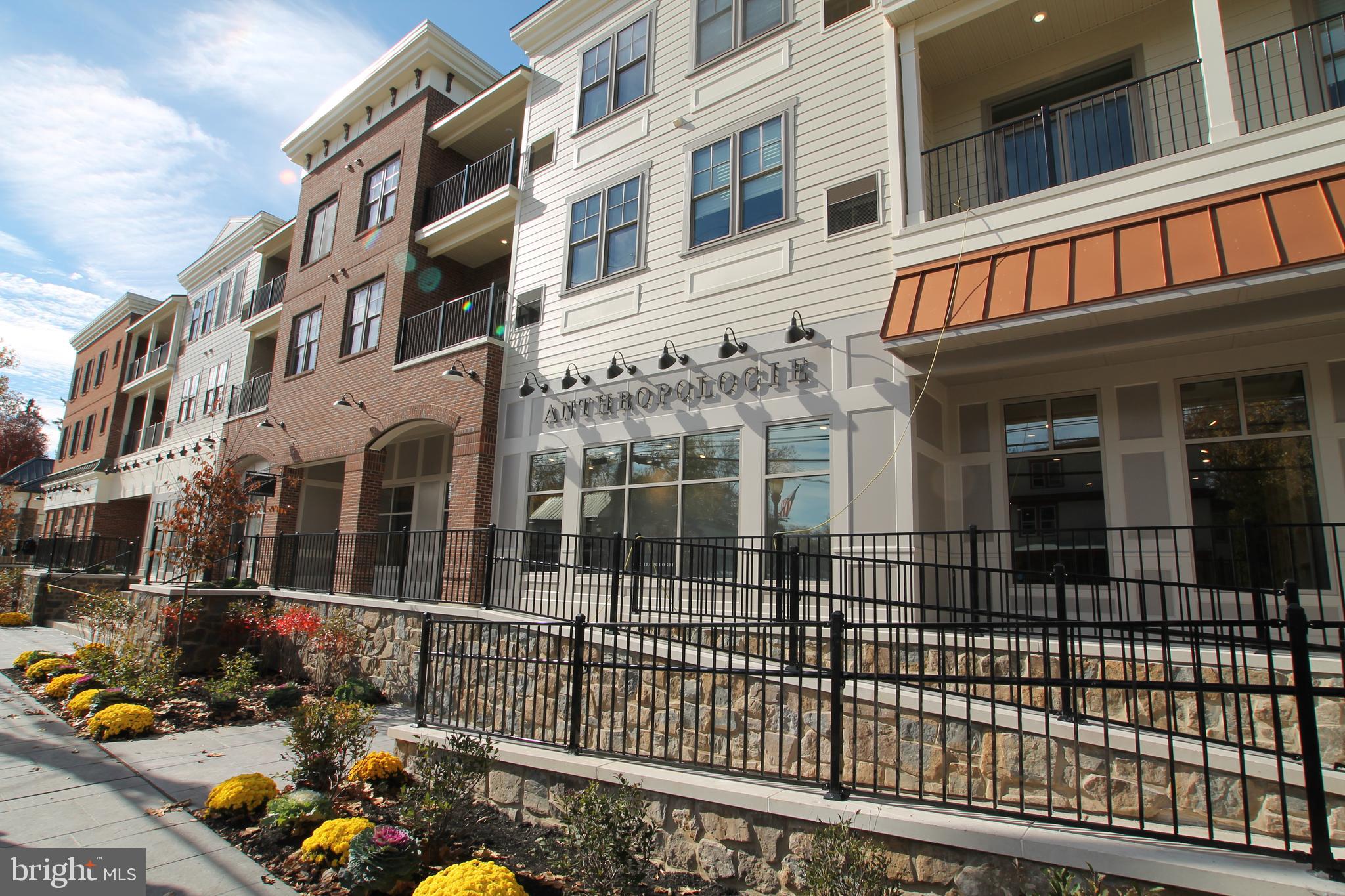 The Promenade at Sycamore - Luxury apartments above the exciting retail landscape of Sycamore Street in Historic Newtown! Tenant pays electric and cable (water and sewer are included); a pet will be considered on a case by case basis (there is a $300 non refundable pet deposit and a $60/month charge for a pet). One reserved parking spot for each unit.; Photos of the listing, where possible, are of the subject unit, however, pictures may be of similar floor plans within the Promenade. Online application through RentSpree.