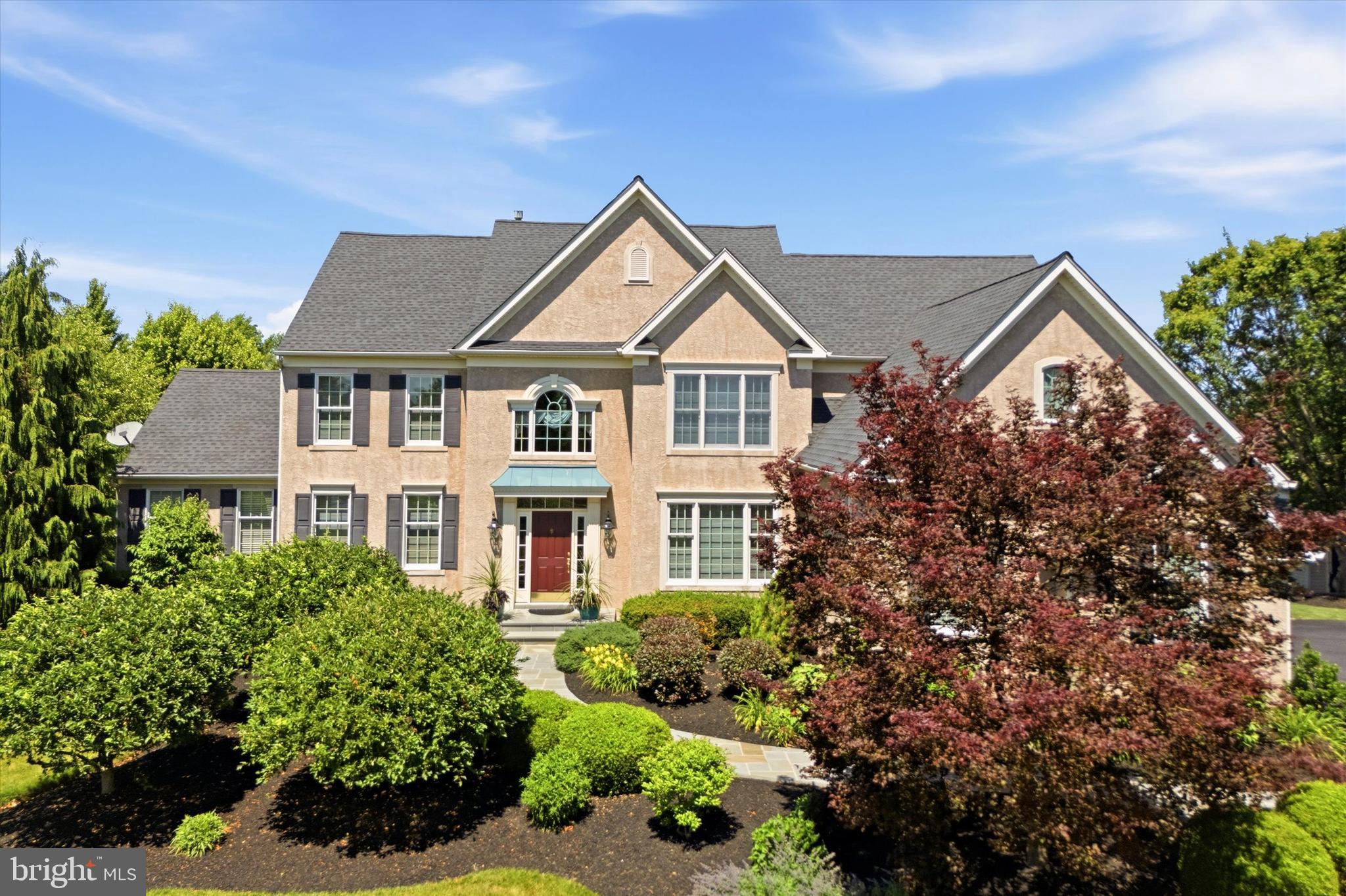 583 OAKMONT DRIVE E