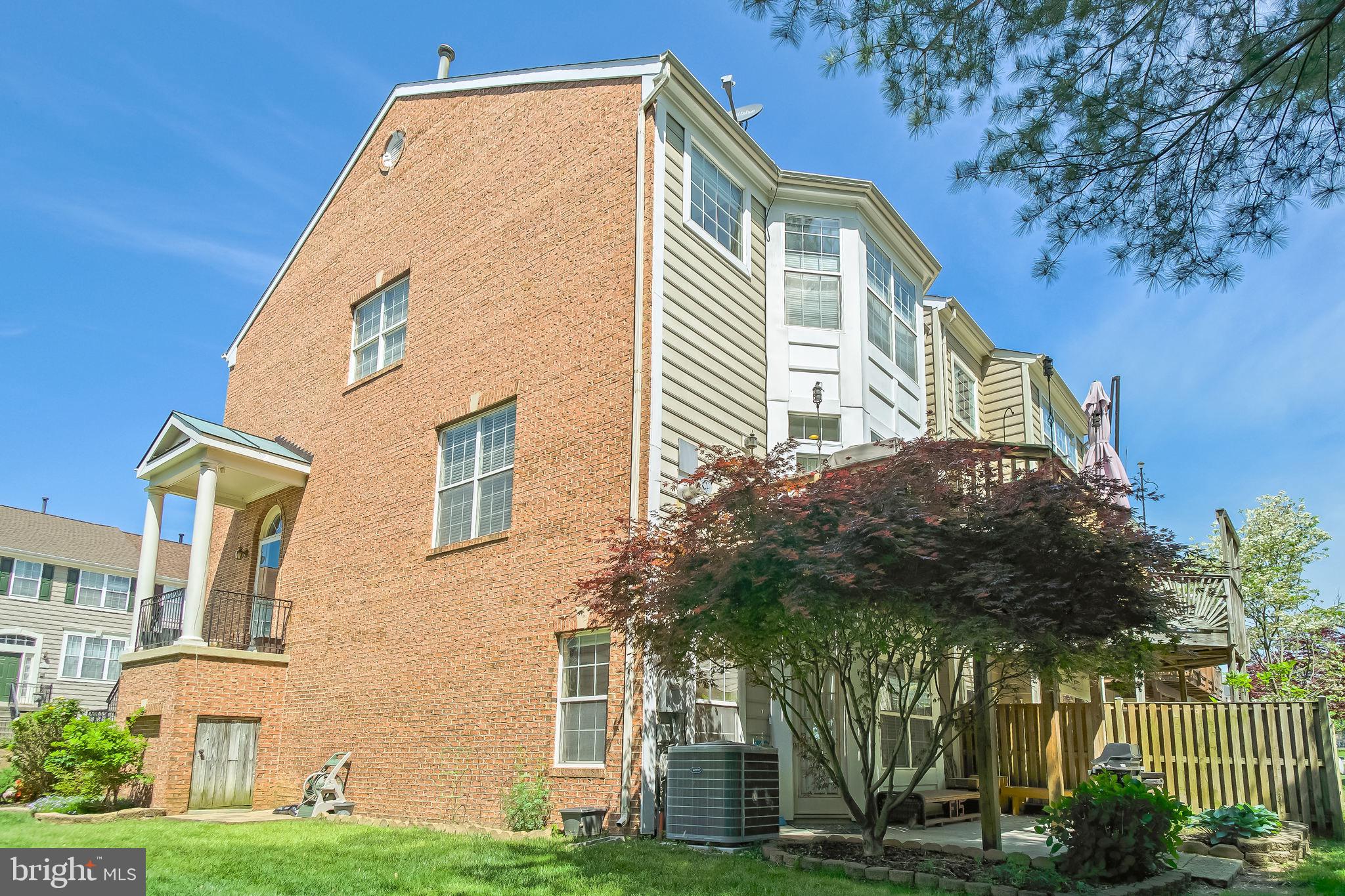 BELMONT CENTER - Residential