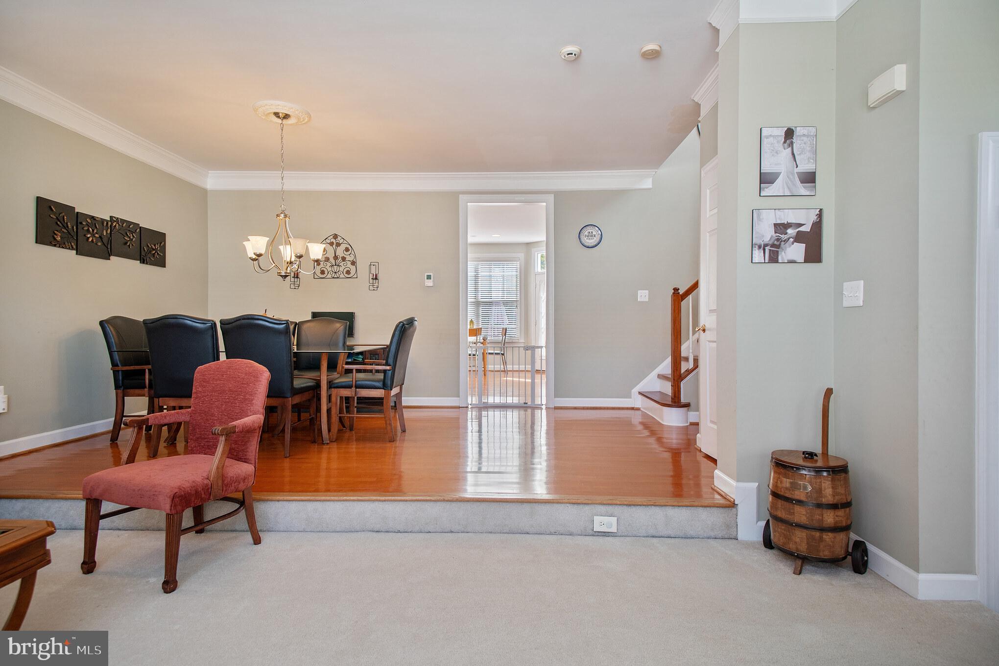 BELMONT CENTER - Residential