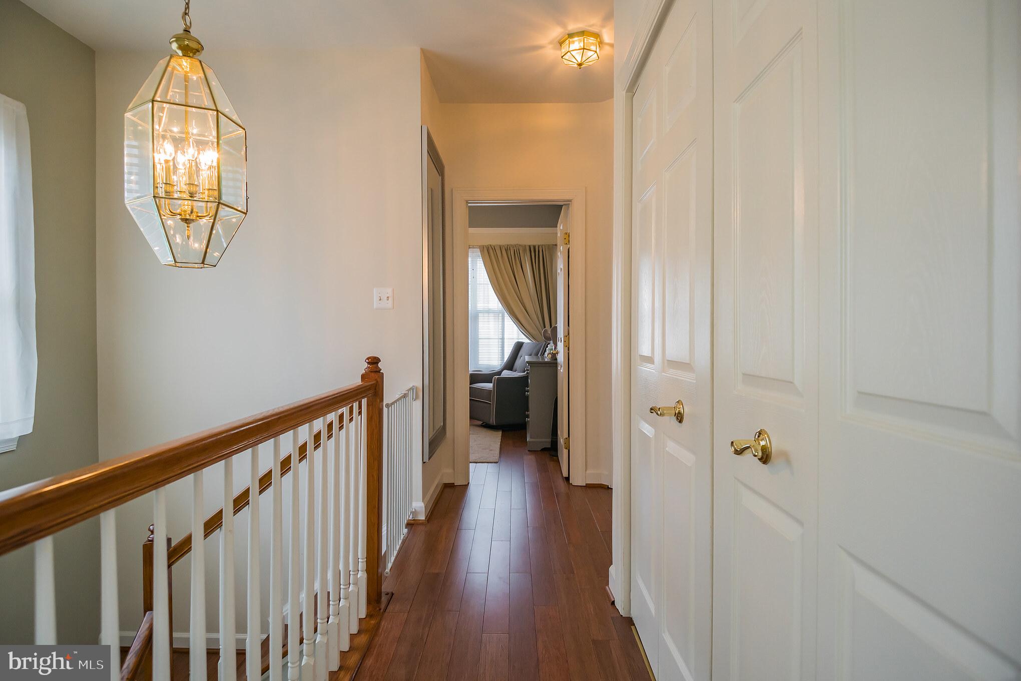 BELMONT CENTER - Residential