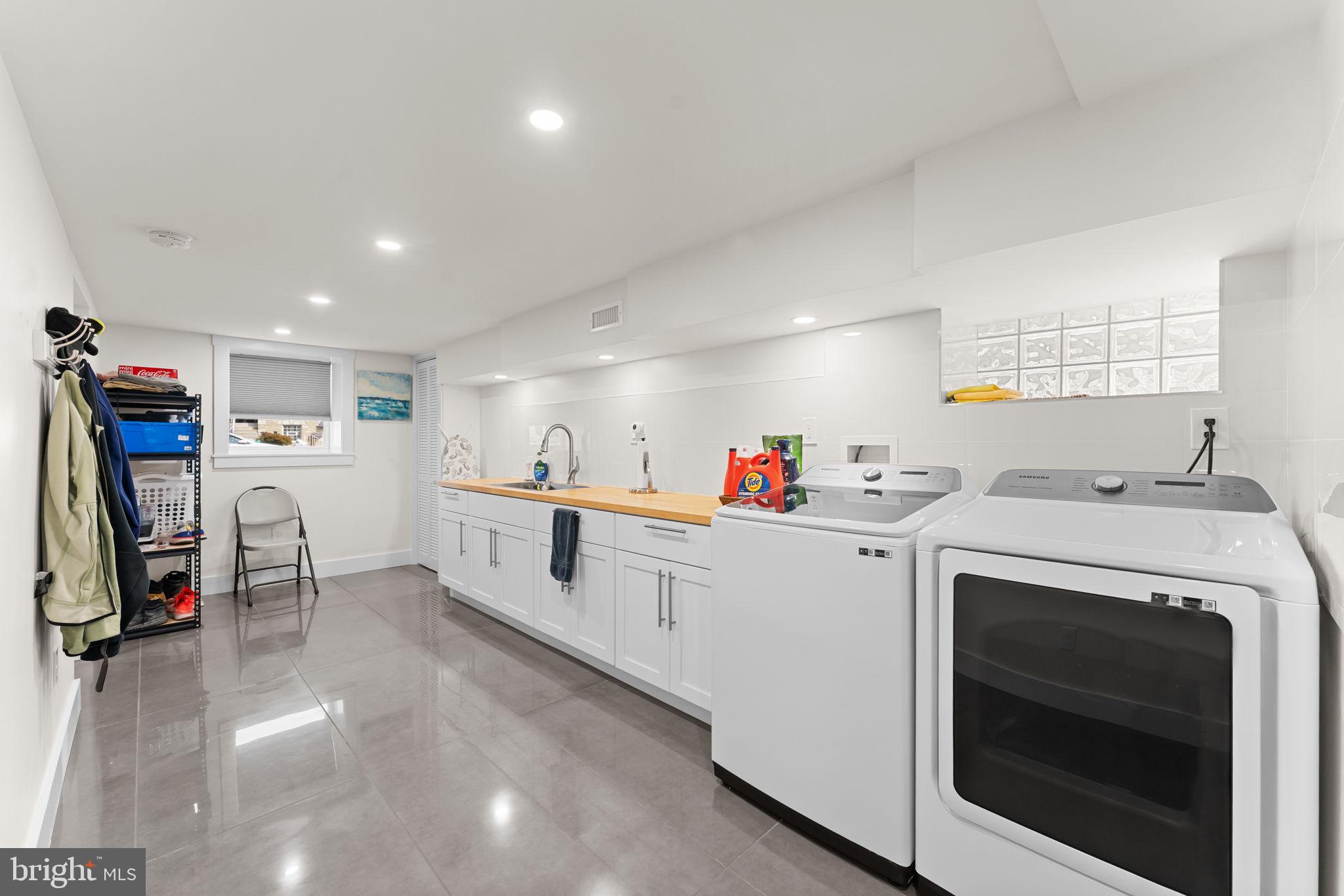 PINE VALLEY - Residential