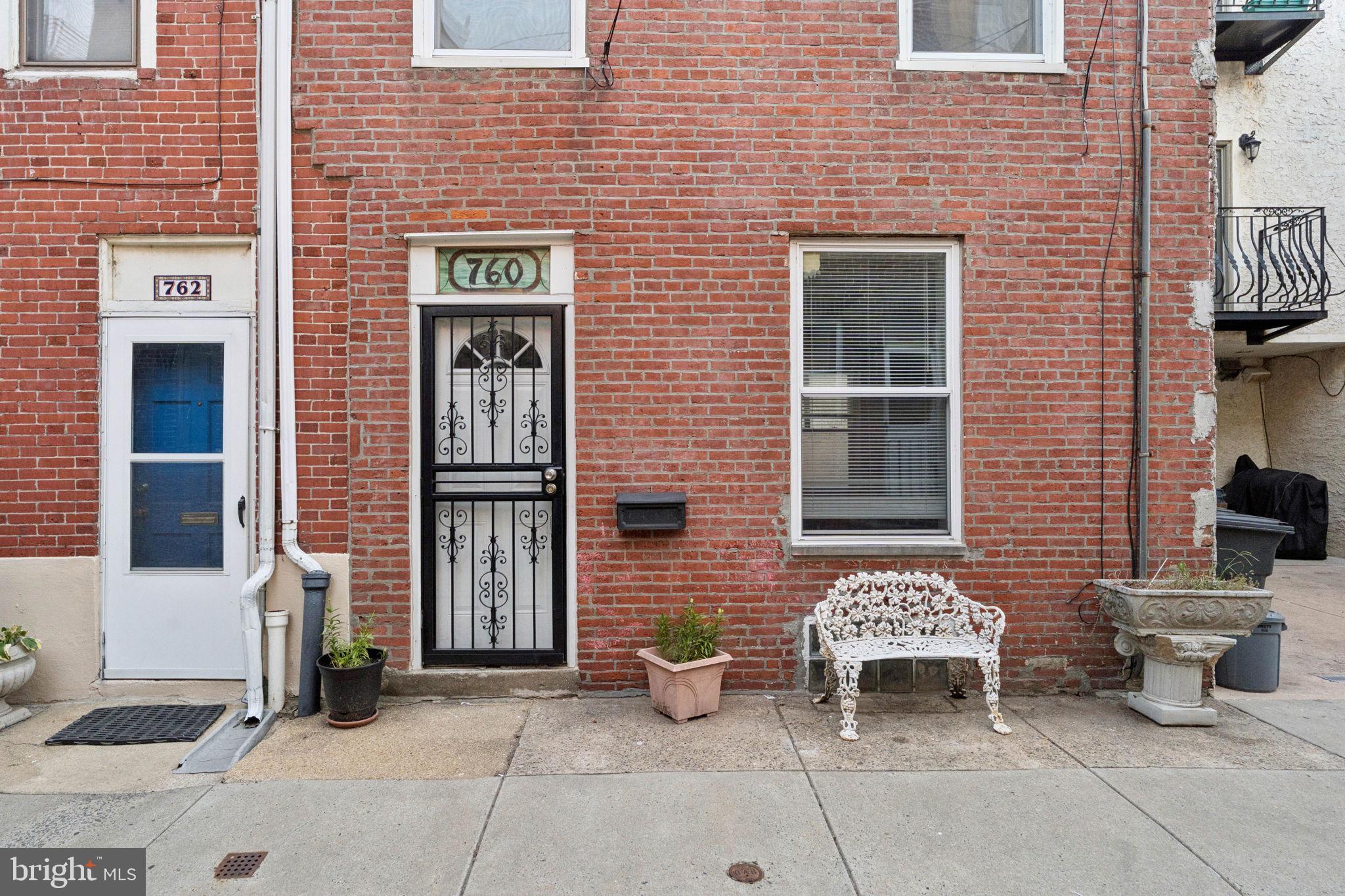 Charming 2 bed / 2 bath just two blocks from South Street and in the midst of several great restaurants and a few parks, sits this quiet cozy gem build in early 1900 s with exposed beams, fireplace, hard wood floors, central air, and back yard. On a street that cars can't drive through but can drive into. Welcome to to Bella Vista, an ideal place to relax and walk everywhere to explore the best Phila can offer.