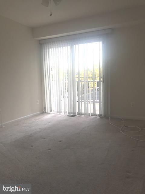 COUNTY CENTER - Residential Lease