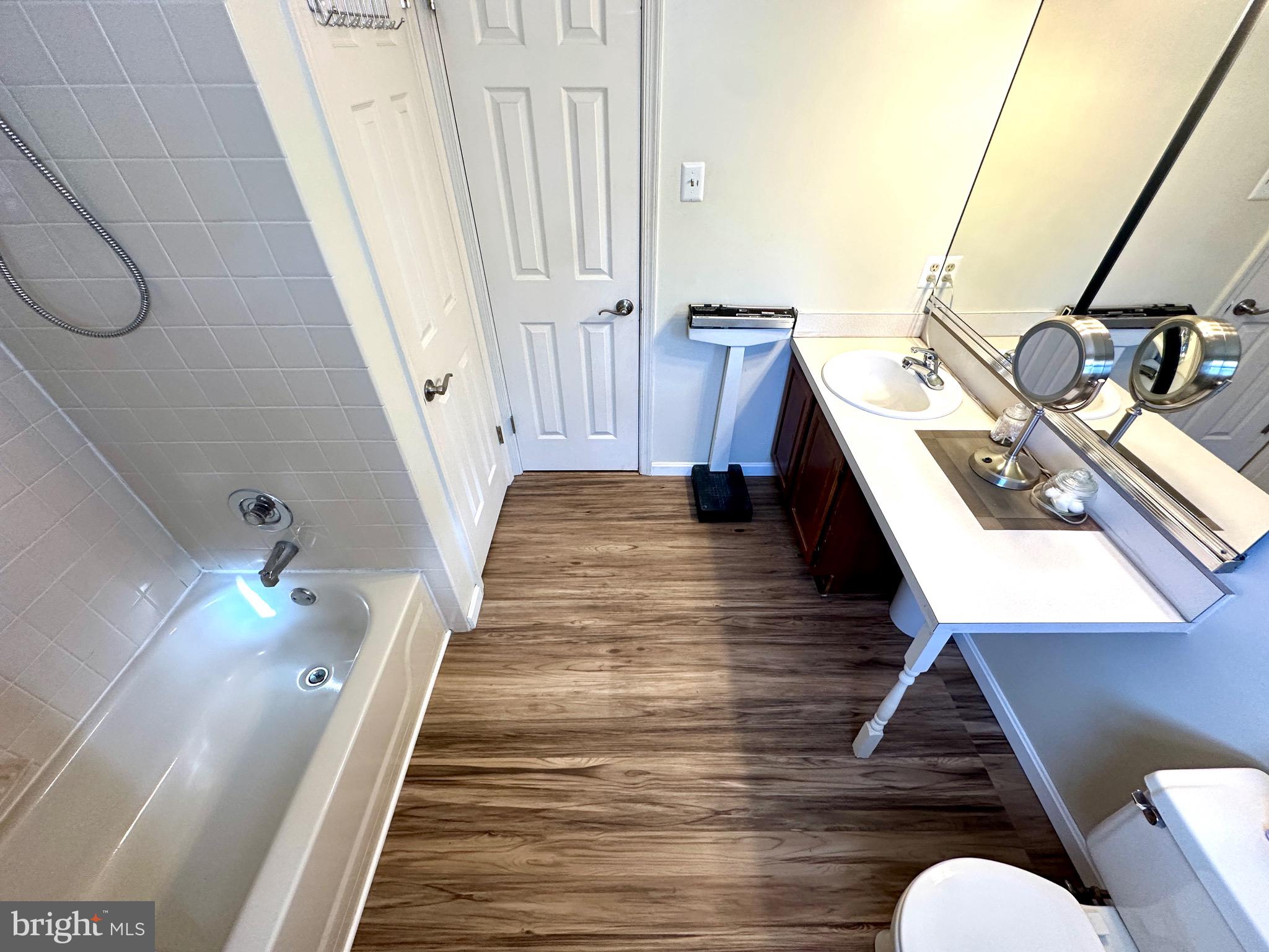 CANTERBURY - Residential