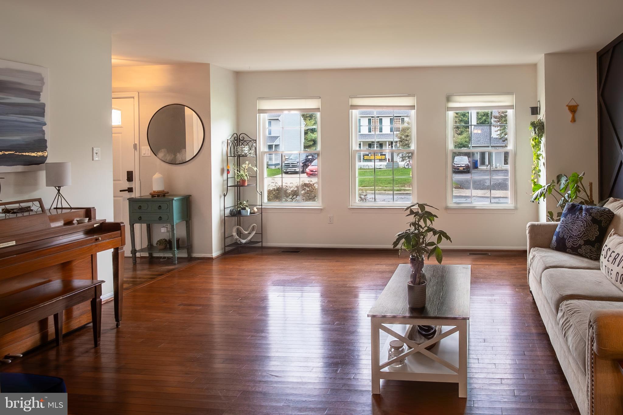 ROBIN MEADOWS - Residential