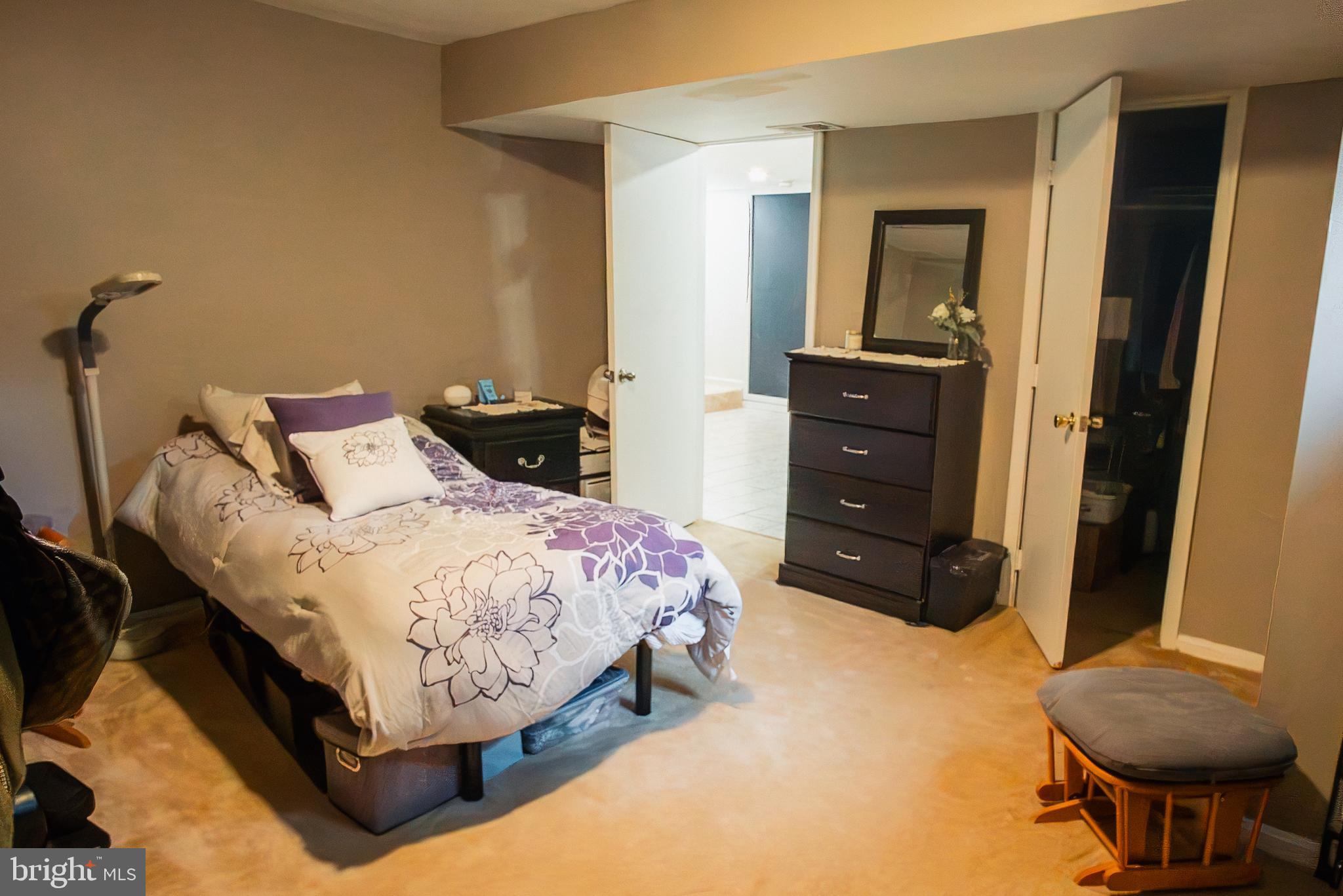 ROBIN MEADOWS - Residential