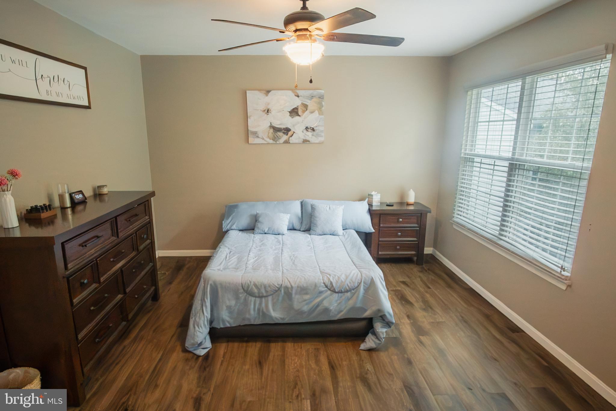 ROBIN MEADOWS - Residential