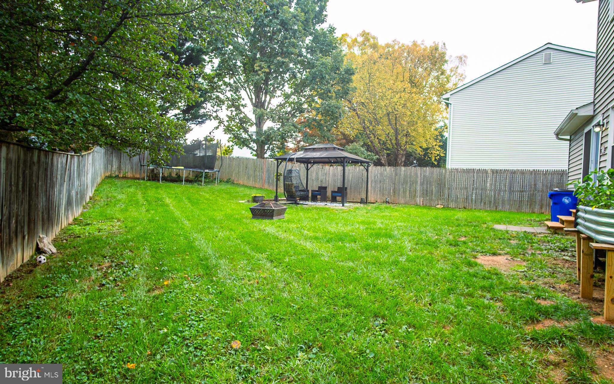 ROBIN MEADOWS - Residential