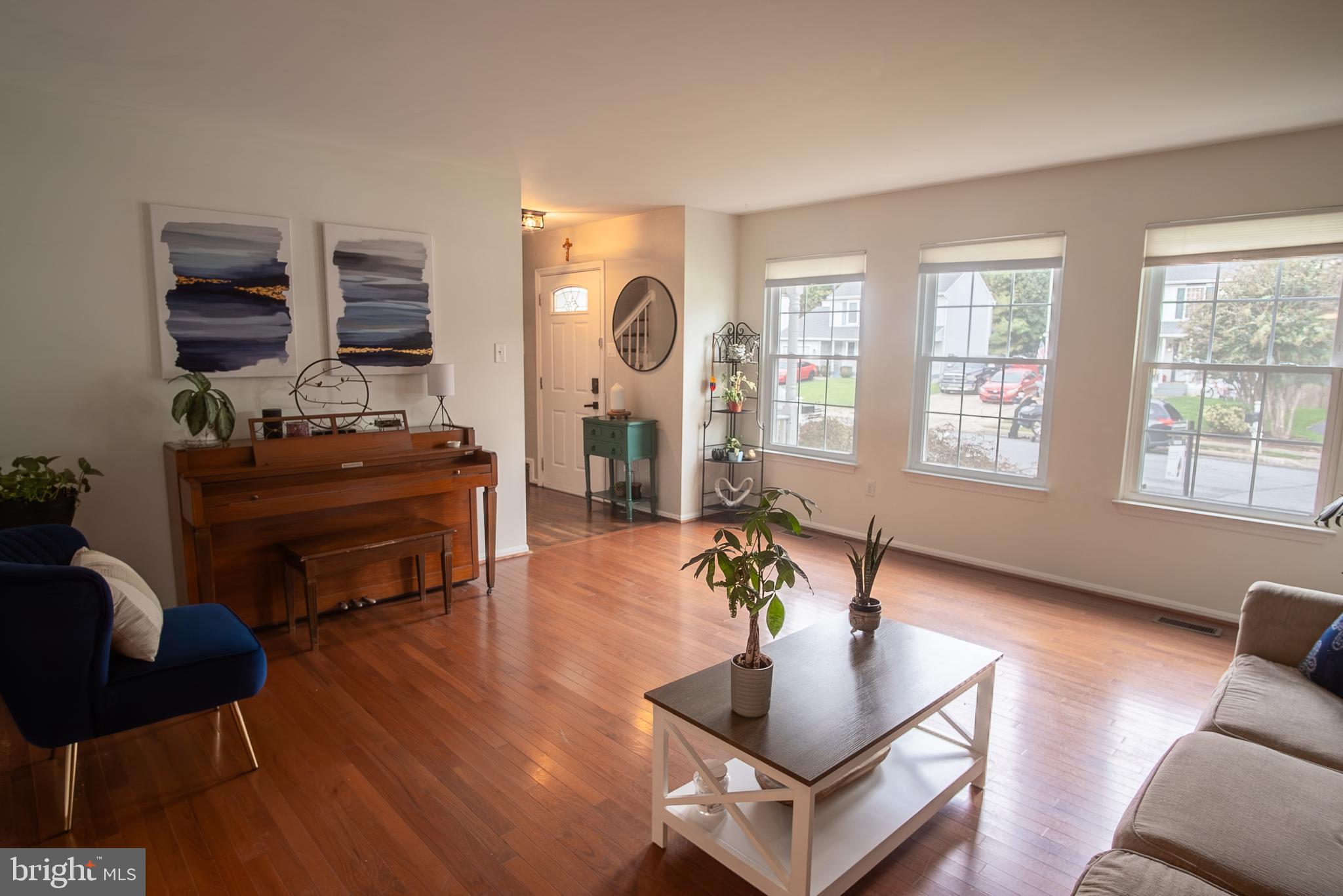 ROBIN MEADOWS - Residential