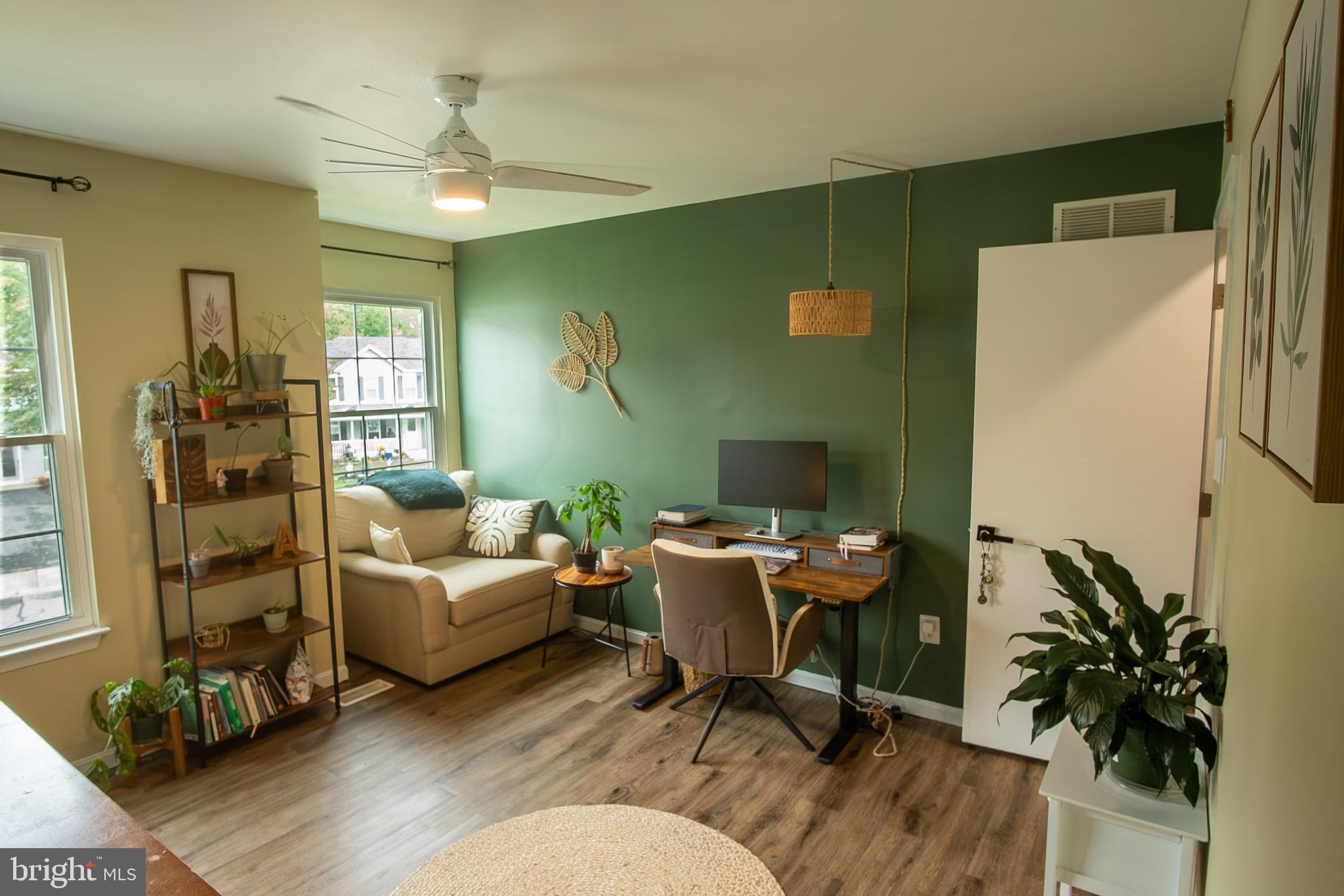 ROBIN MEADOWS - Residential