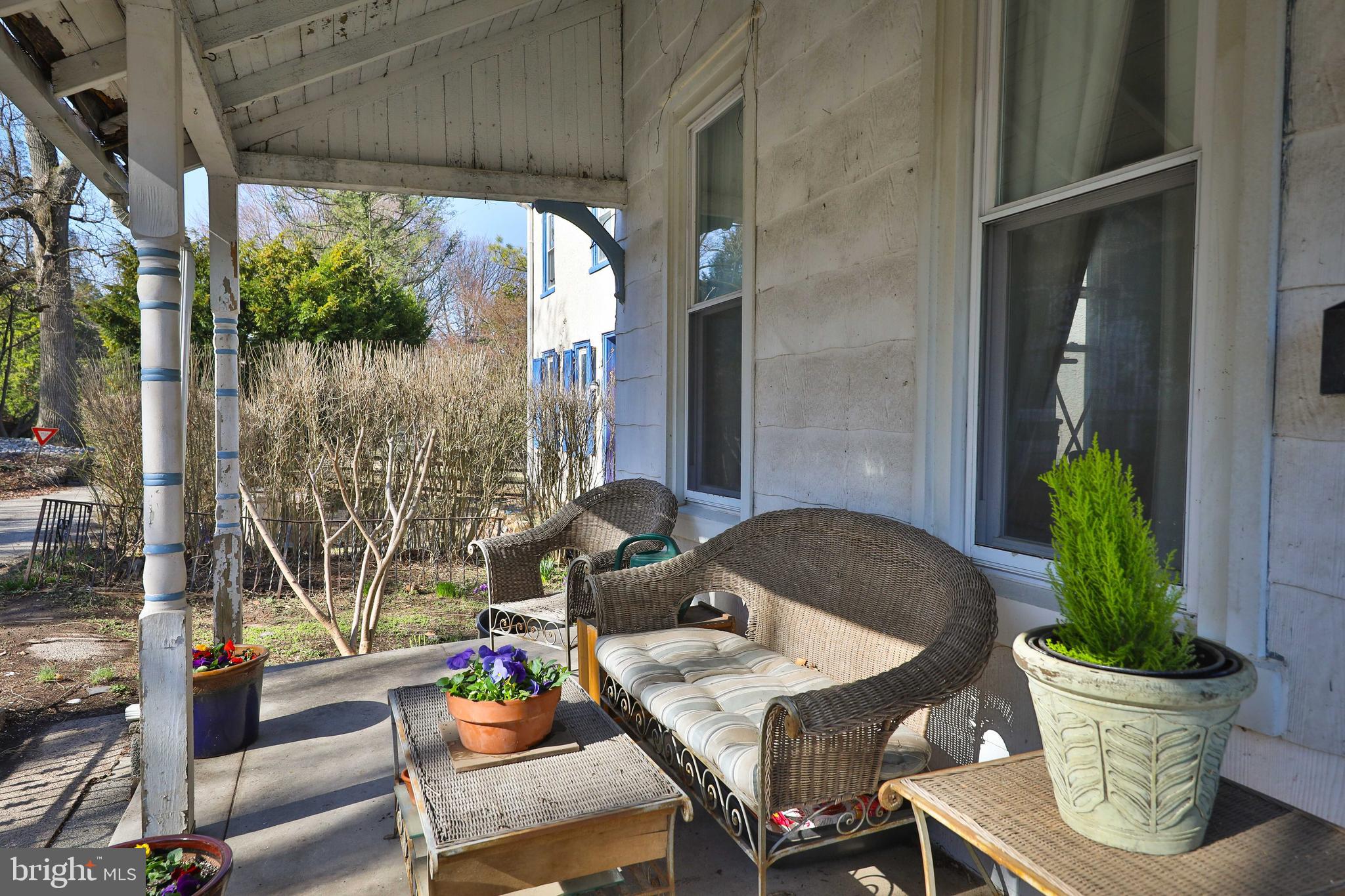 ROXBOROUGH - Residential