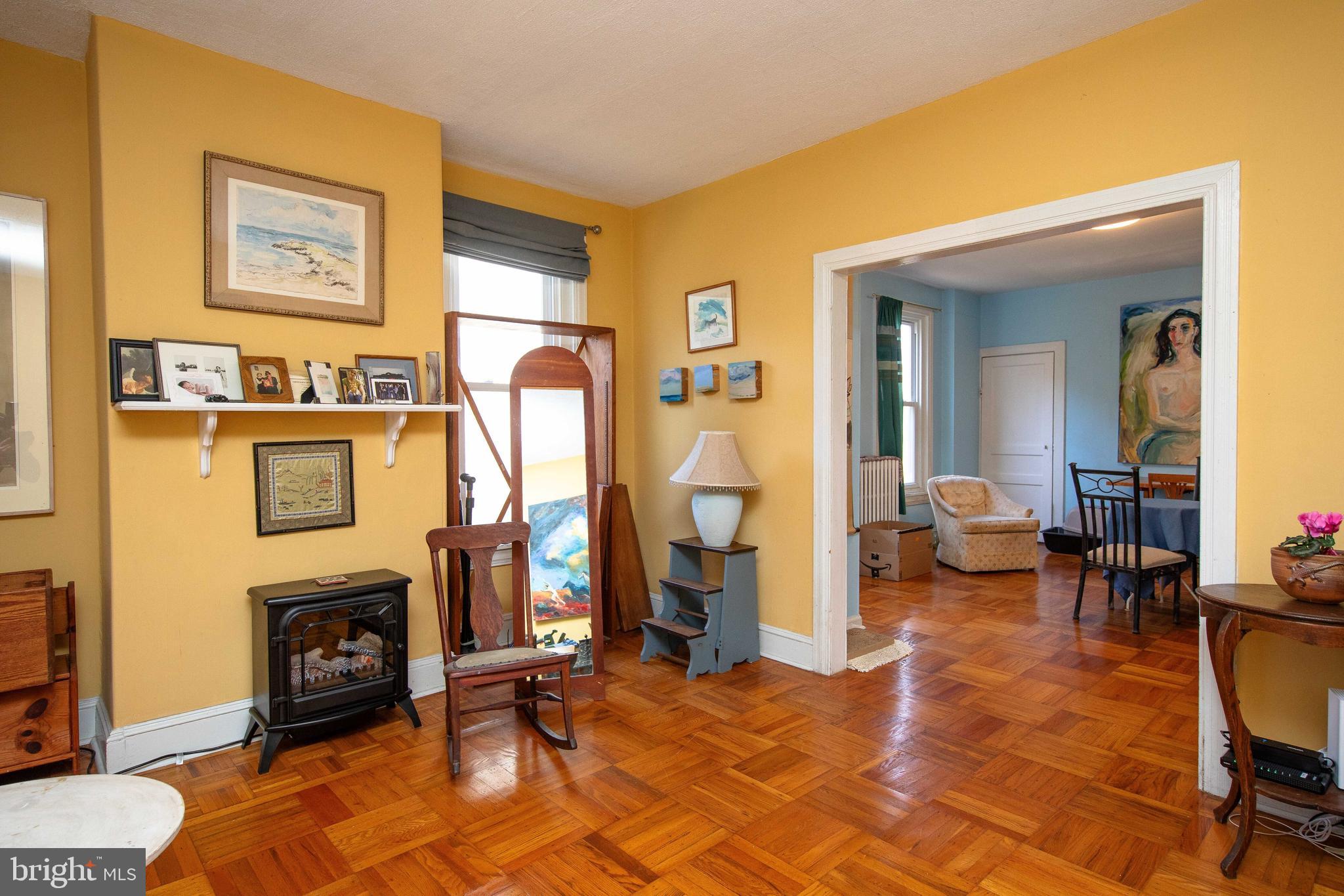 ROXBOROUGH - Residential