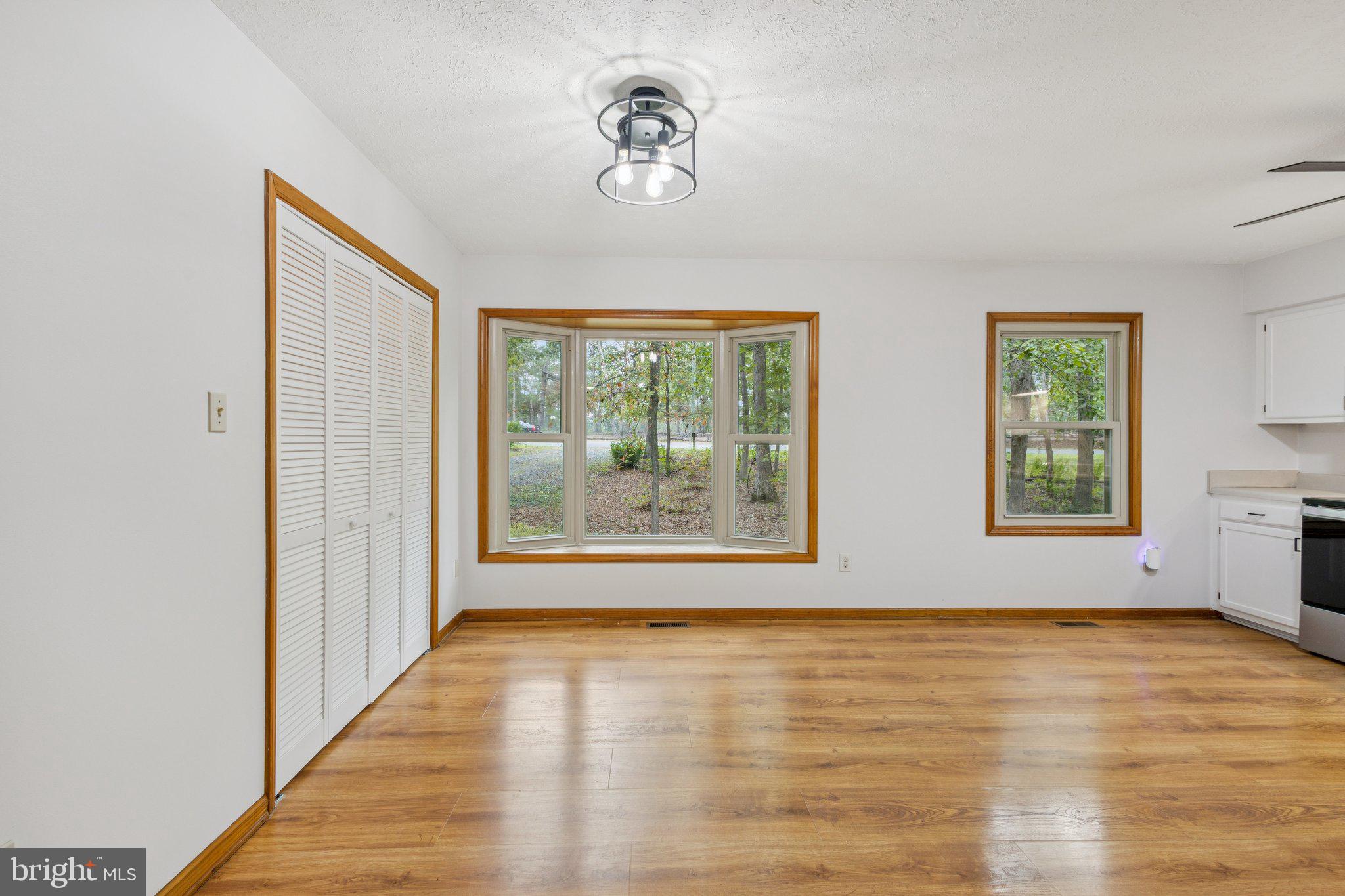 TOWER HILL - Residential