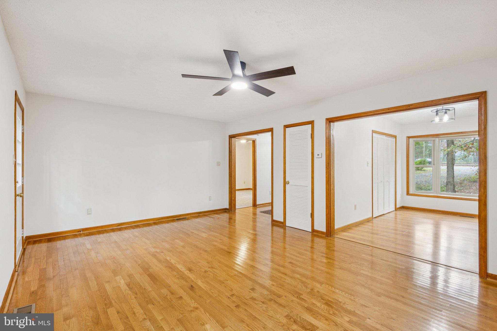 TOWER HILL - Residential