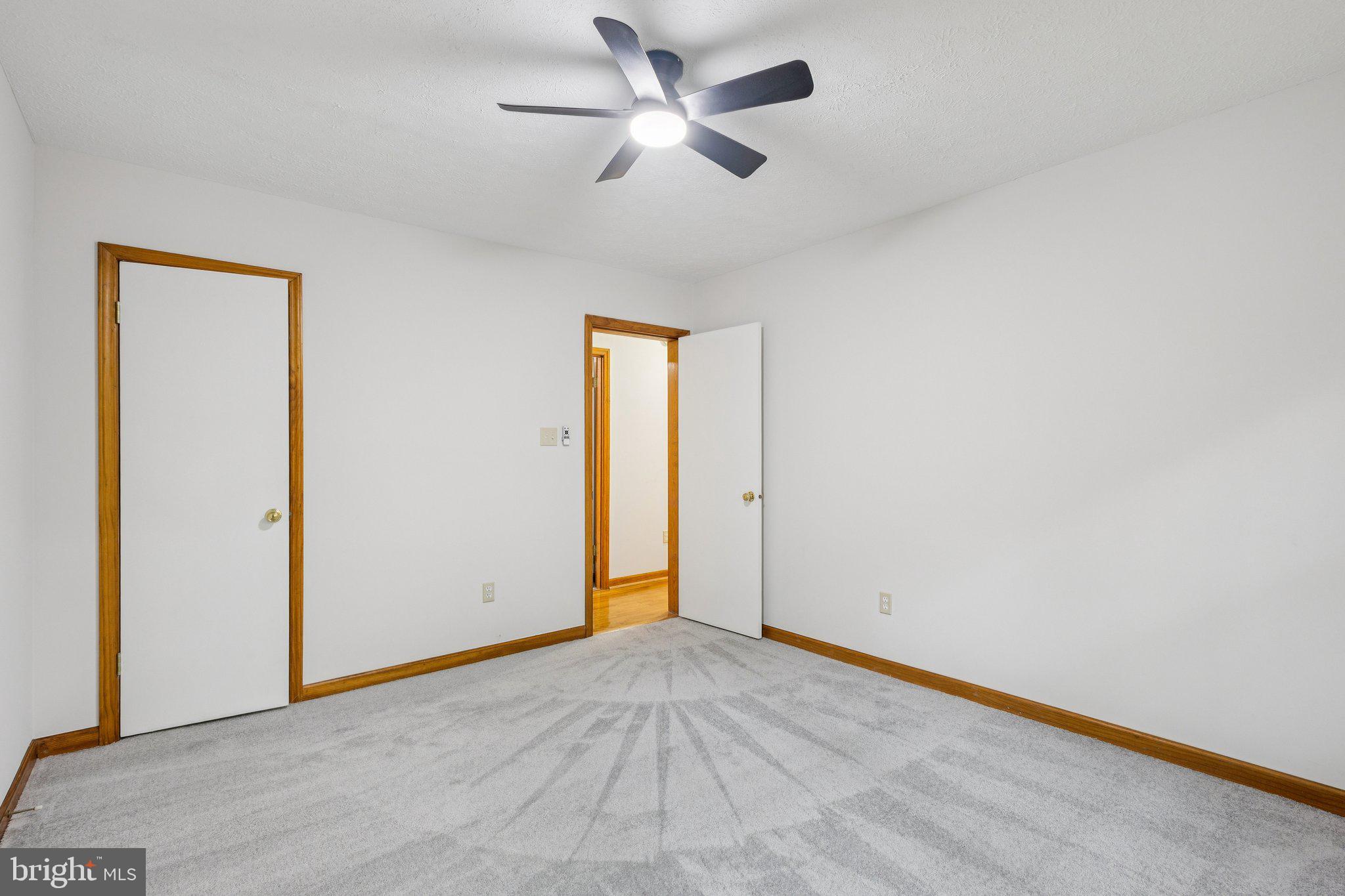 TOWER HILL - Residential