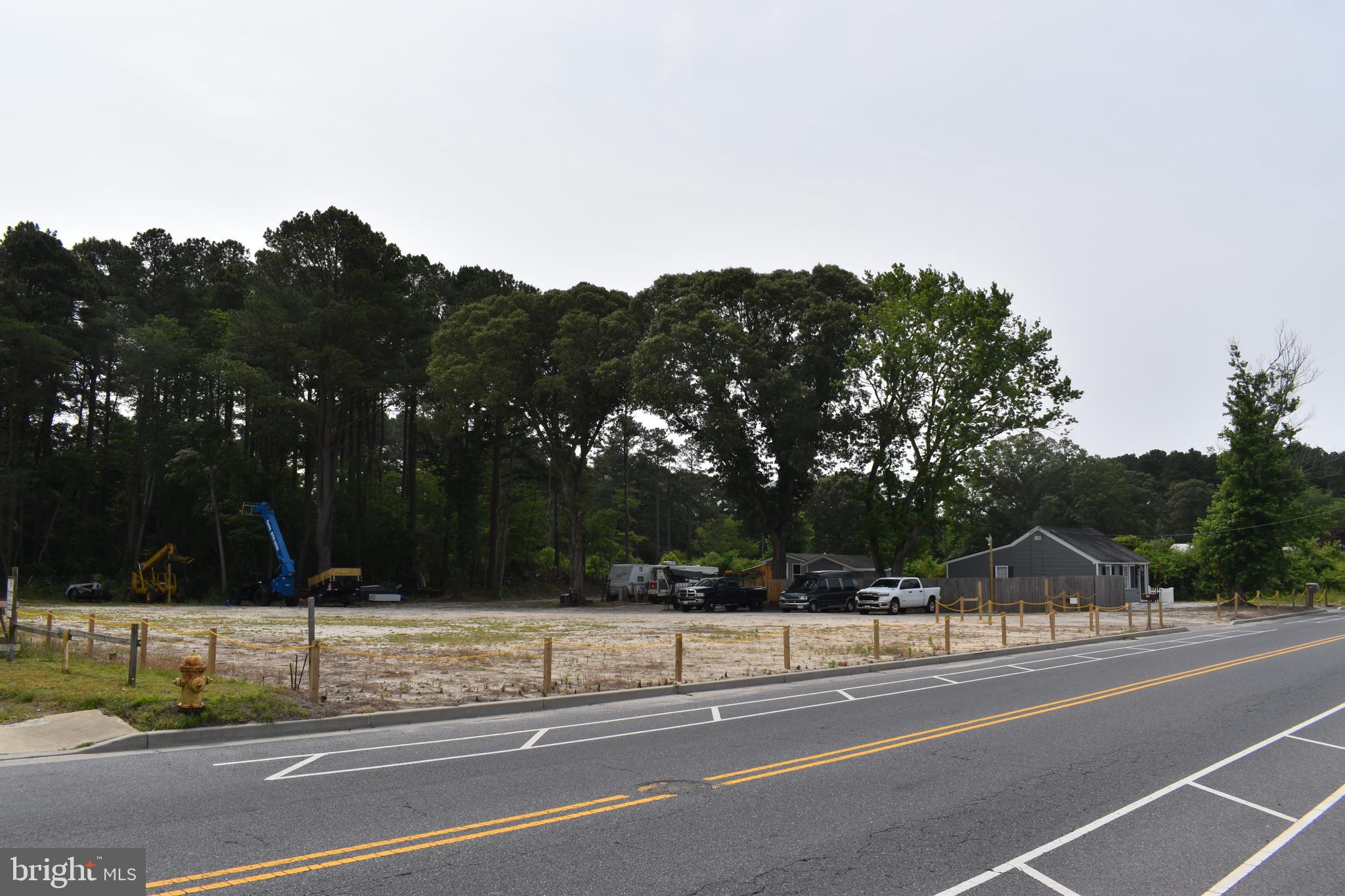 2111, 2113, 2115, 2117 NORTHWOOD DRIVE