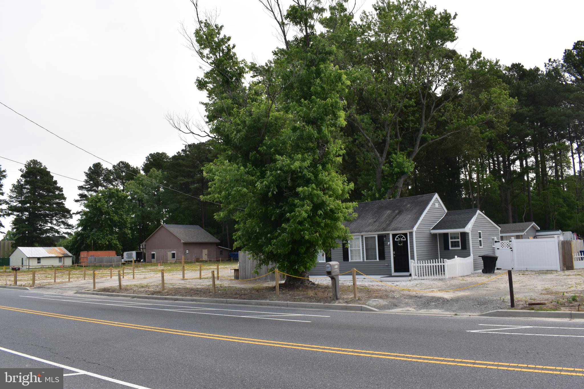 2111, 2113, 2115, 2117 NORTHWOOD DRIVE