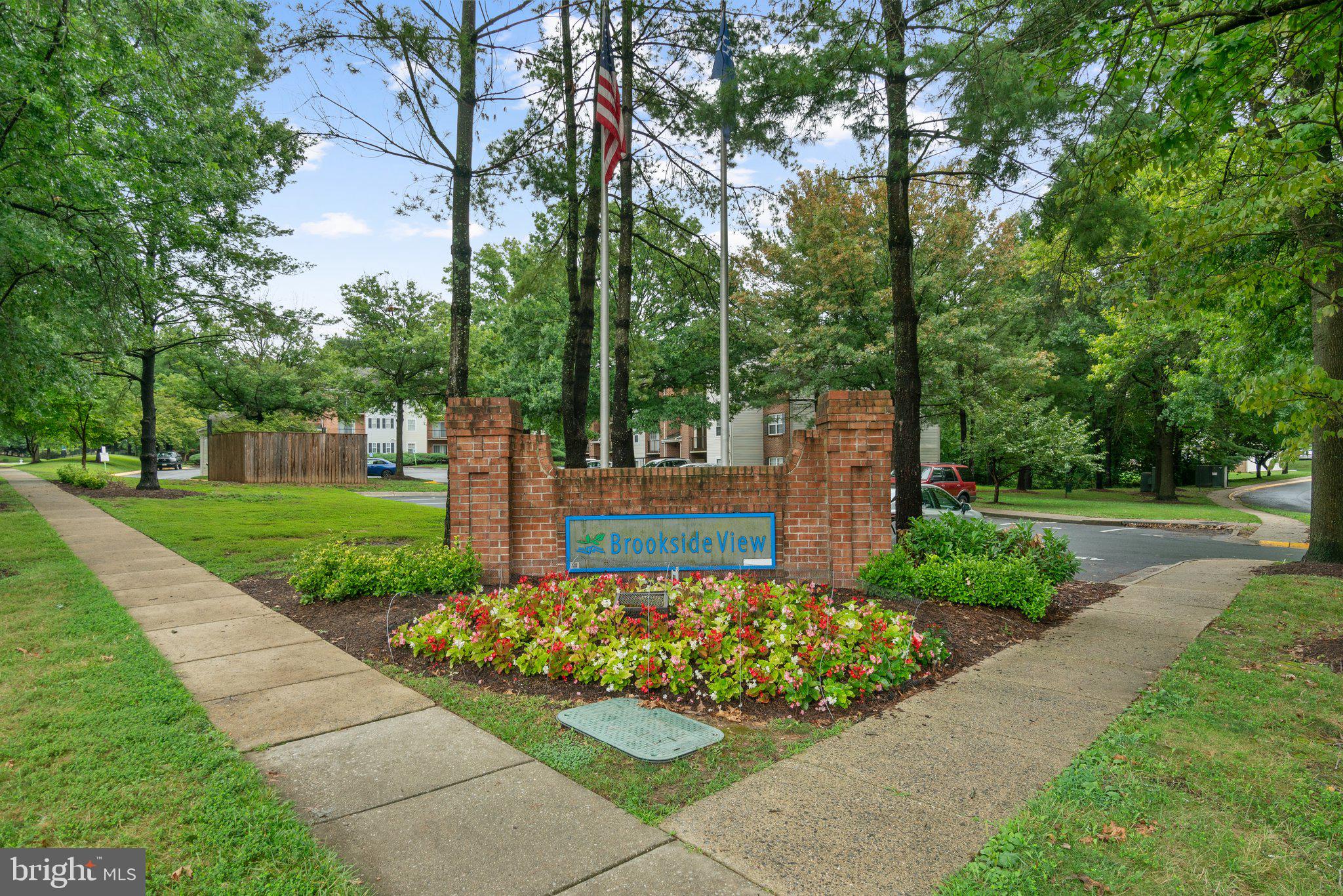 FLOWER HILL - Residential