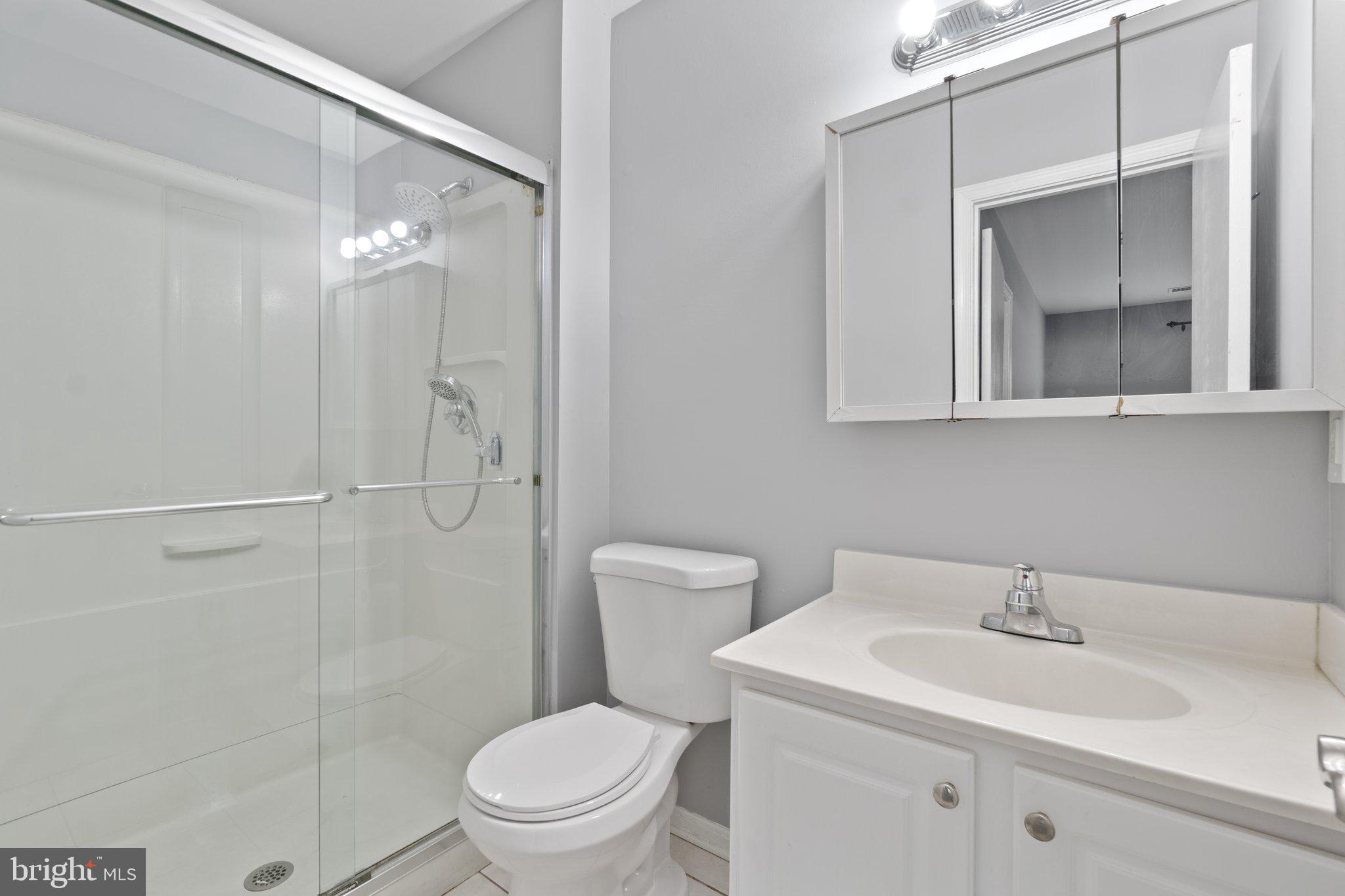 FLOWER HILL - Residential