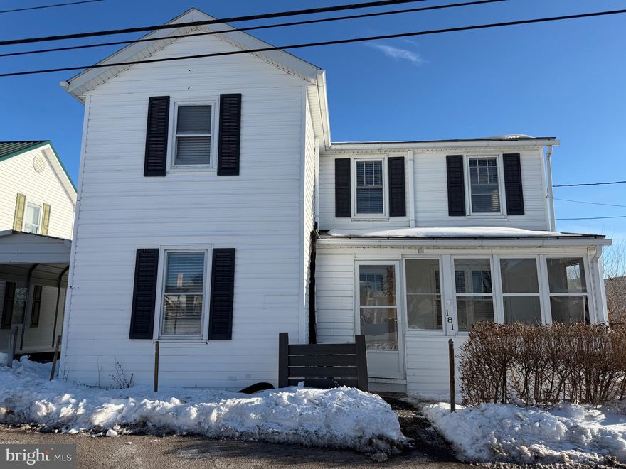 This well-located Frostburg home offers a spacious living room 🛋️and large kitchen🍳 for everyday living and entertaining. The main level includes a half bath🚰and a small bonus room ideal for office 📒 or flex use🎮.

Upstairs features a large primary bedroom🛌, a second bedroom, and an additional bonus room, providing flexible living space🪴 and the main bathroom🛀.

Exterior features include a private driveway🚗, covered & enclosed front and back porches, a deck, and a newly fenced backyard perfect for pets🐩, play 🛝or pure relaxation 🧘‍♀️.

The basement Pittsburgh toilet is fully functional 🛠️, how convenient!

Located in the heart of Frostburg, near shops🛍️, schools, restaurants 🍴, parks, and all Main Street activities, offering a convenient and walkable lifestyle.