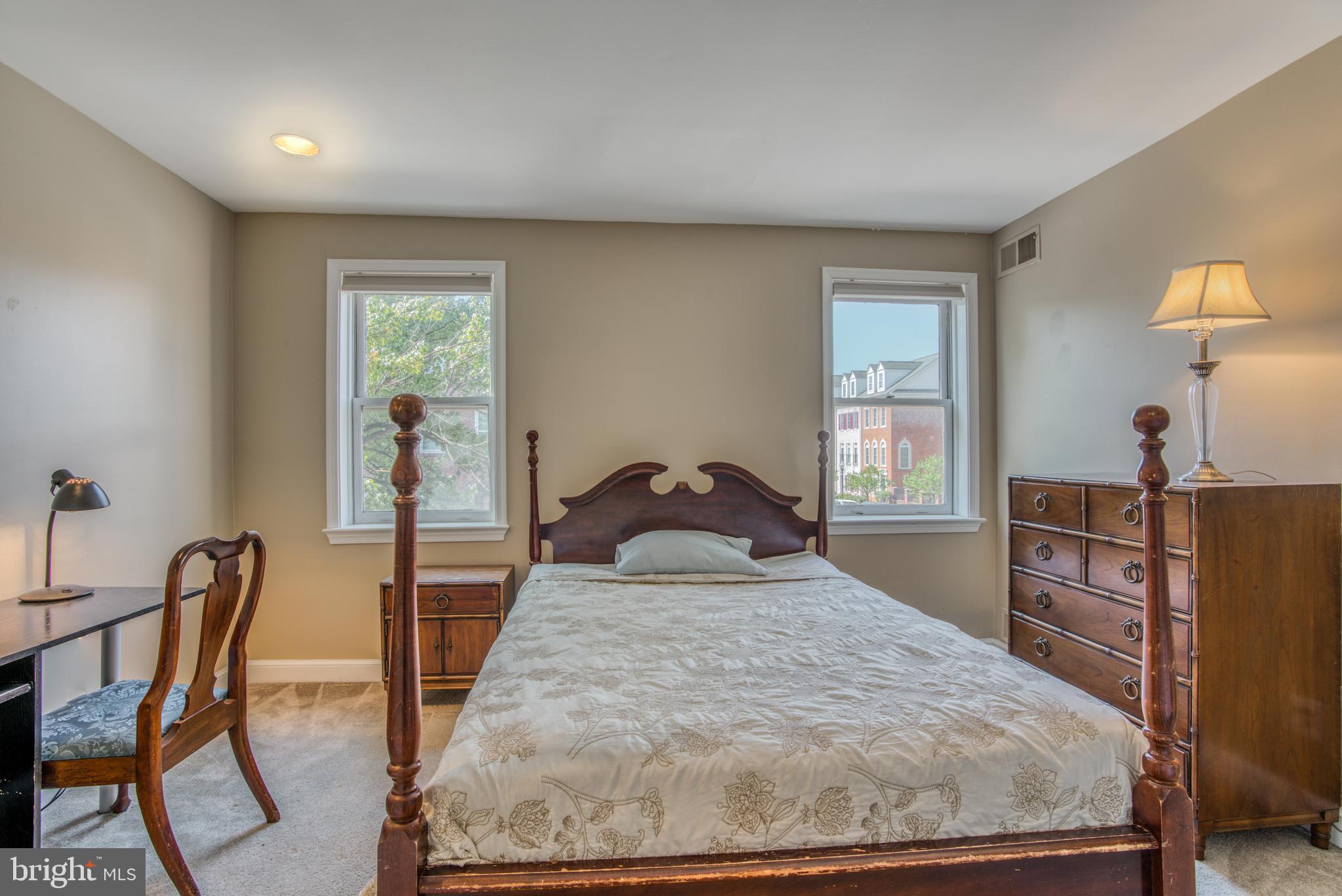 BARRE CIRCLE HISTORIC DISTRICT - Residential Lease