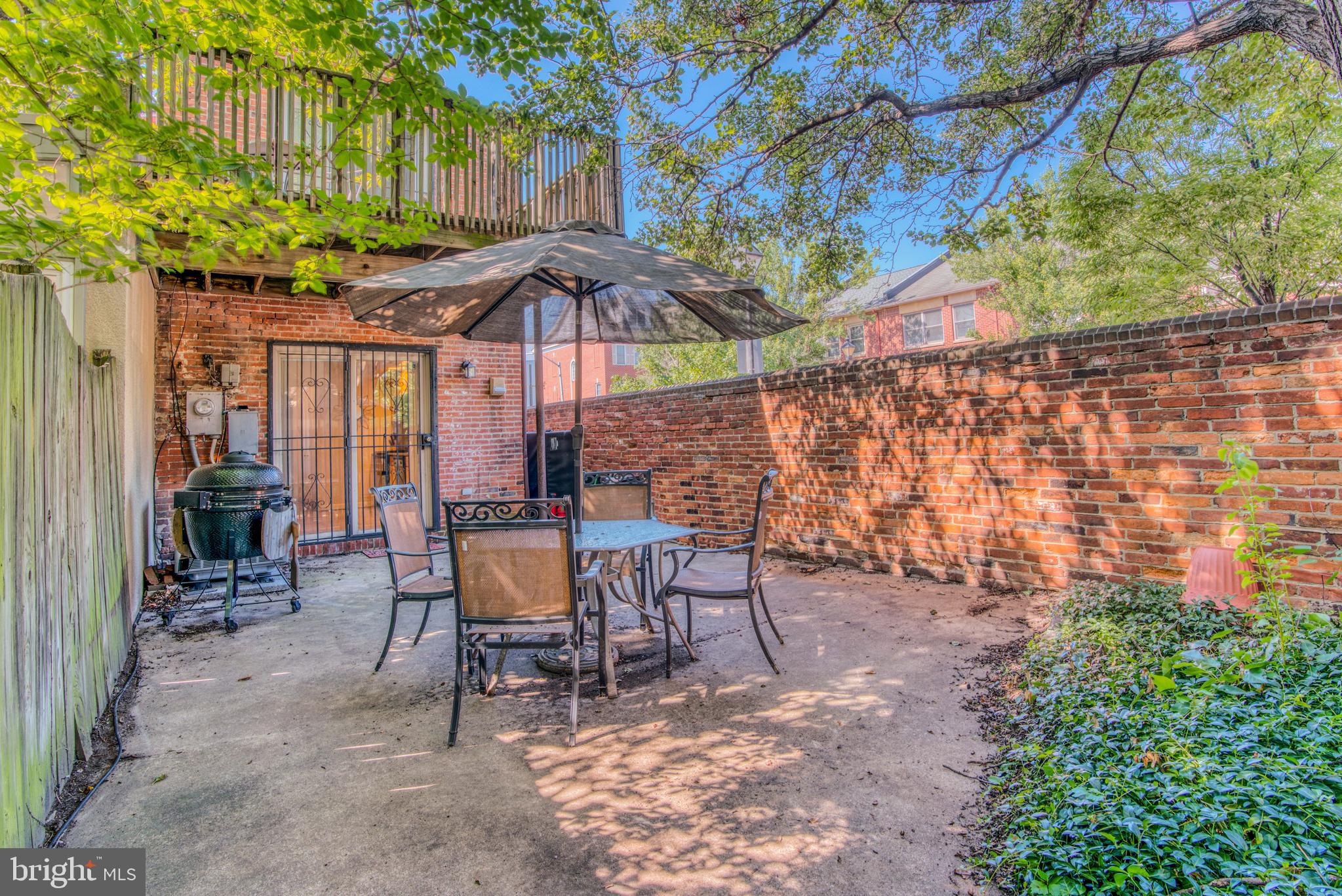 BARRE CIRCLE HISTORIC DISTRICT - Residential Lease