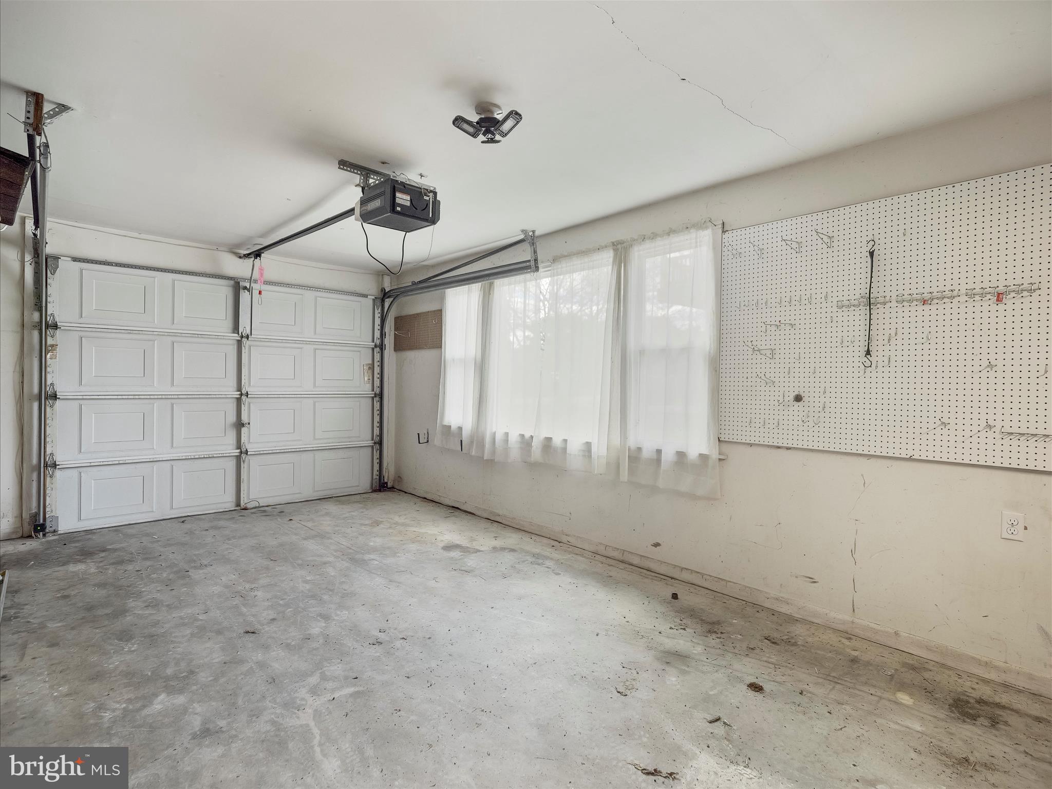 CLOVERTON - Residential