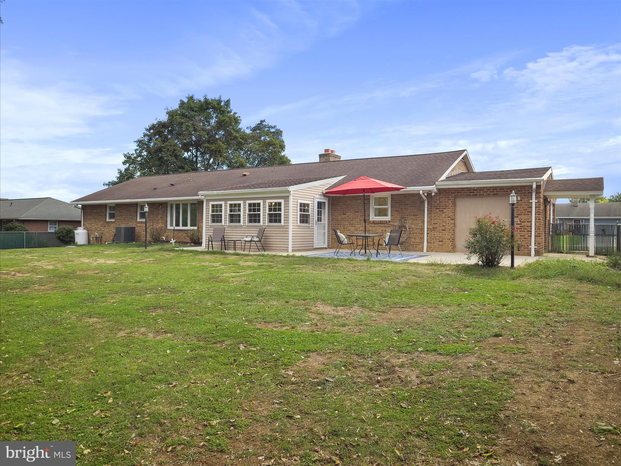 CLOVERTON - Residential