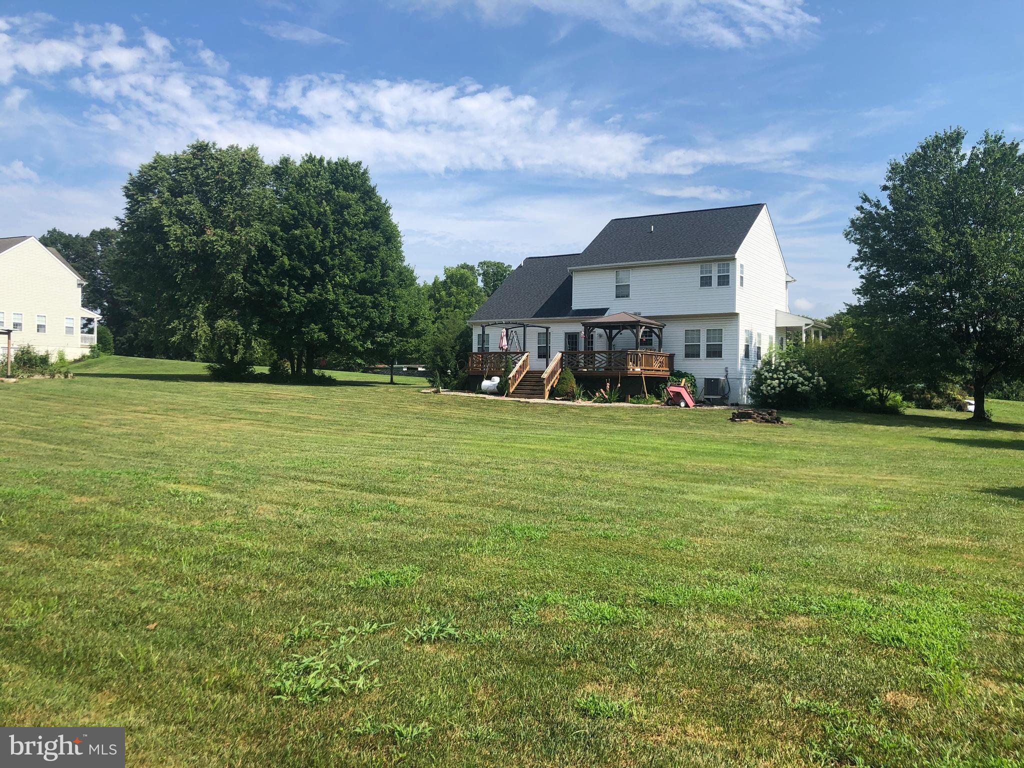 AMBER KNOLLS - Residential Lease