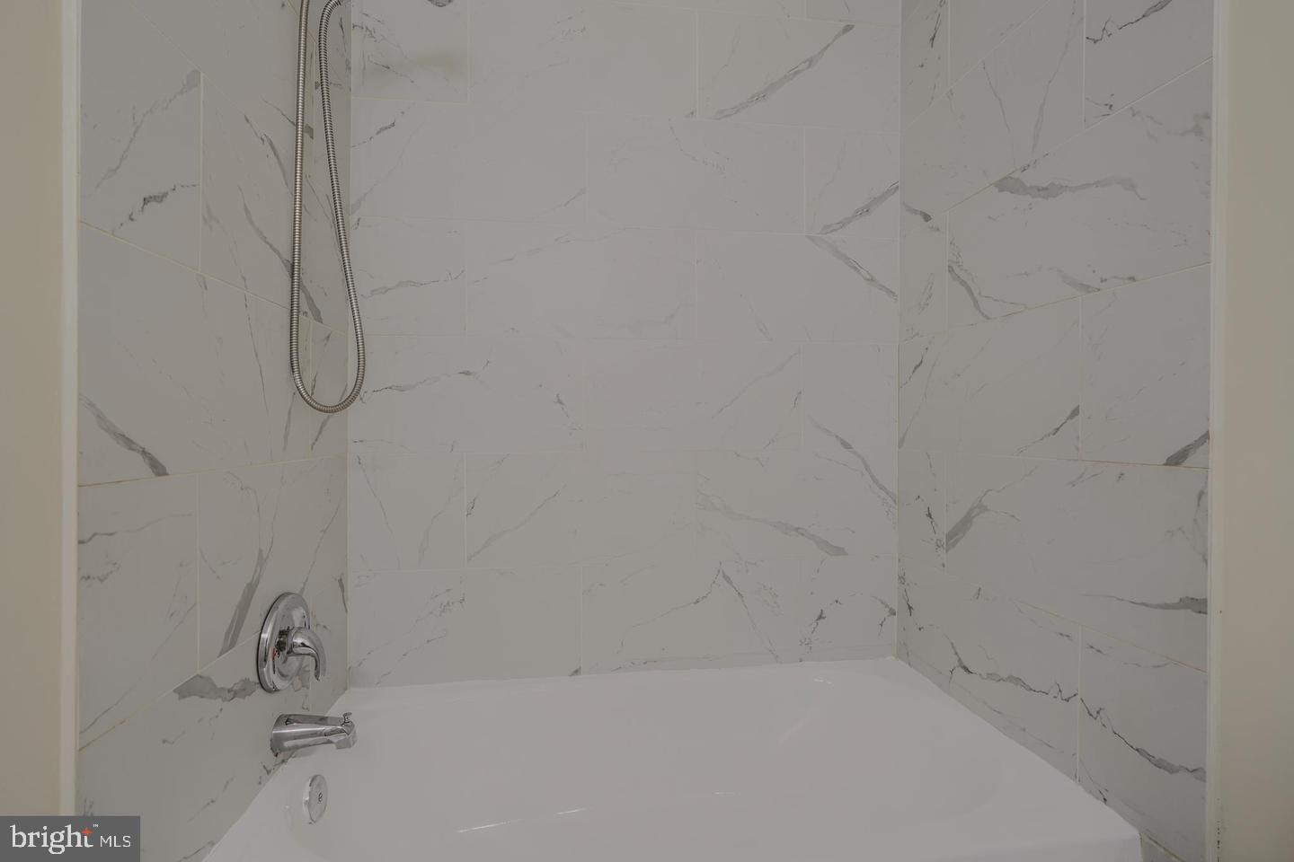 PIGTOWN HISTORIC DISTRICT - Residential Lease