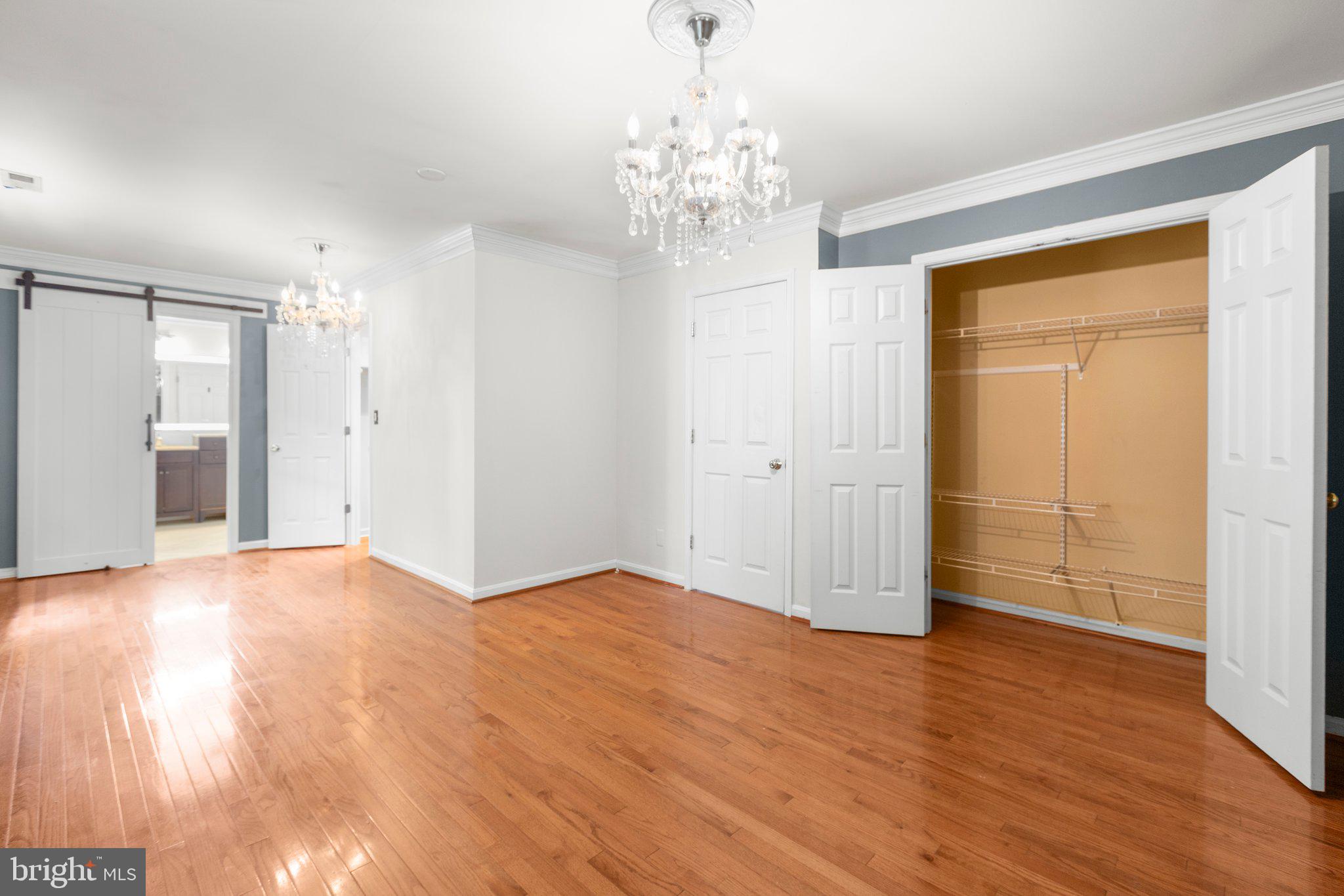 PRESIDENTIAL LAKES - Residential