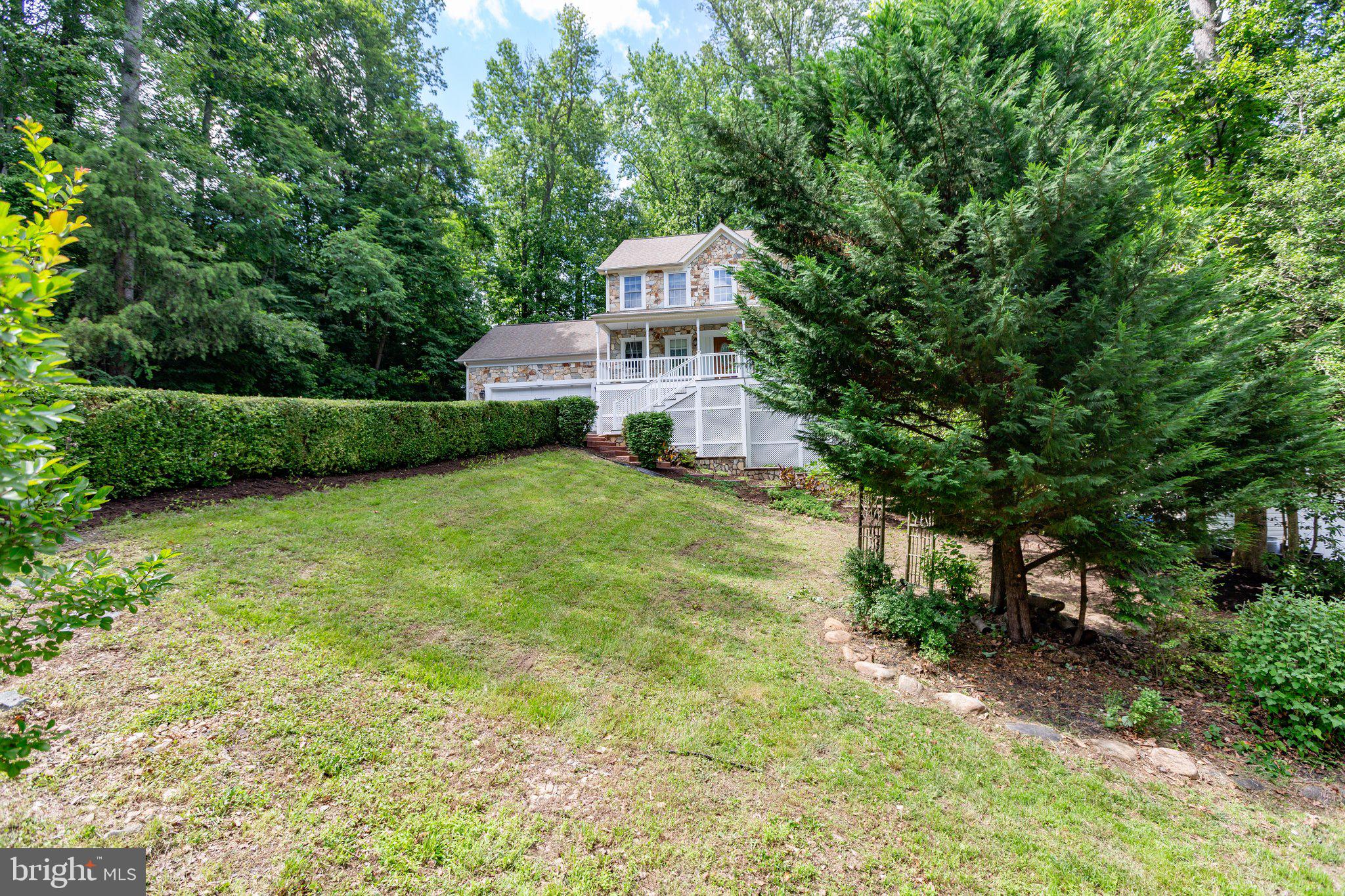 PRESIDENTIAL LAKES - Residential