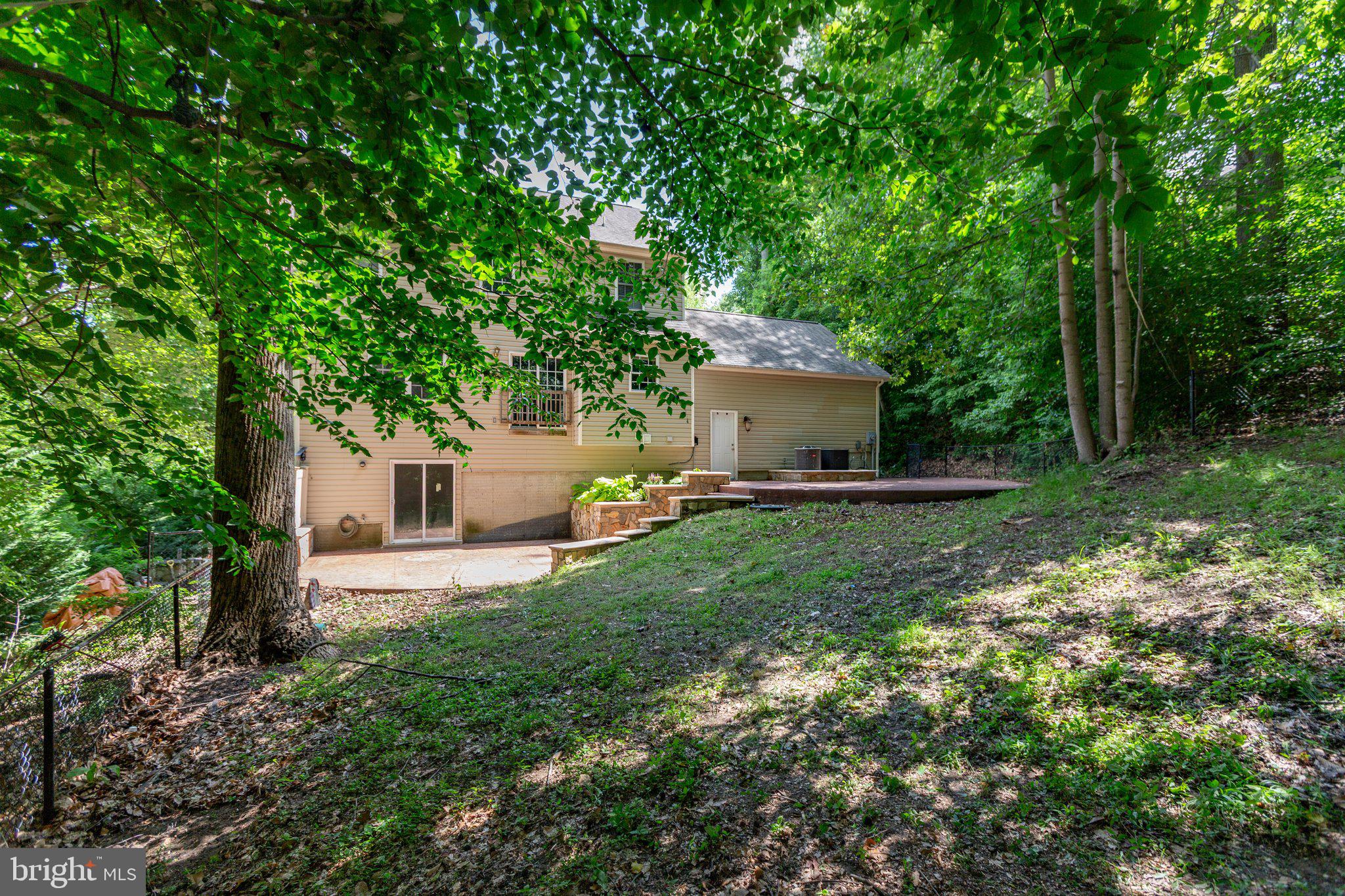 PRESIDENTIAL LAKES - Residential