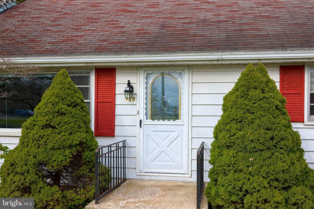 Photo of 129 E HARRISBURG AVE, ELIZABETHTOWN, PA 17022 (MLS # PALA2031616)