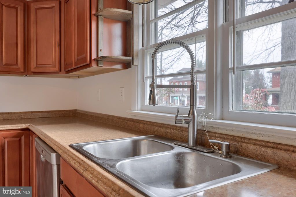 Photo of 129 E HARRISBURG AVE, ELIZABETHTOWN, PA 17022 (MLS # PALA2031616)