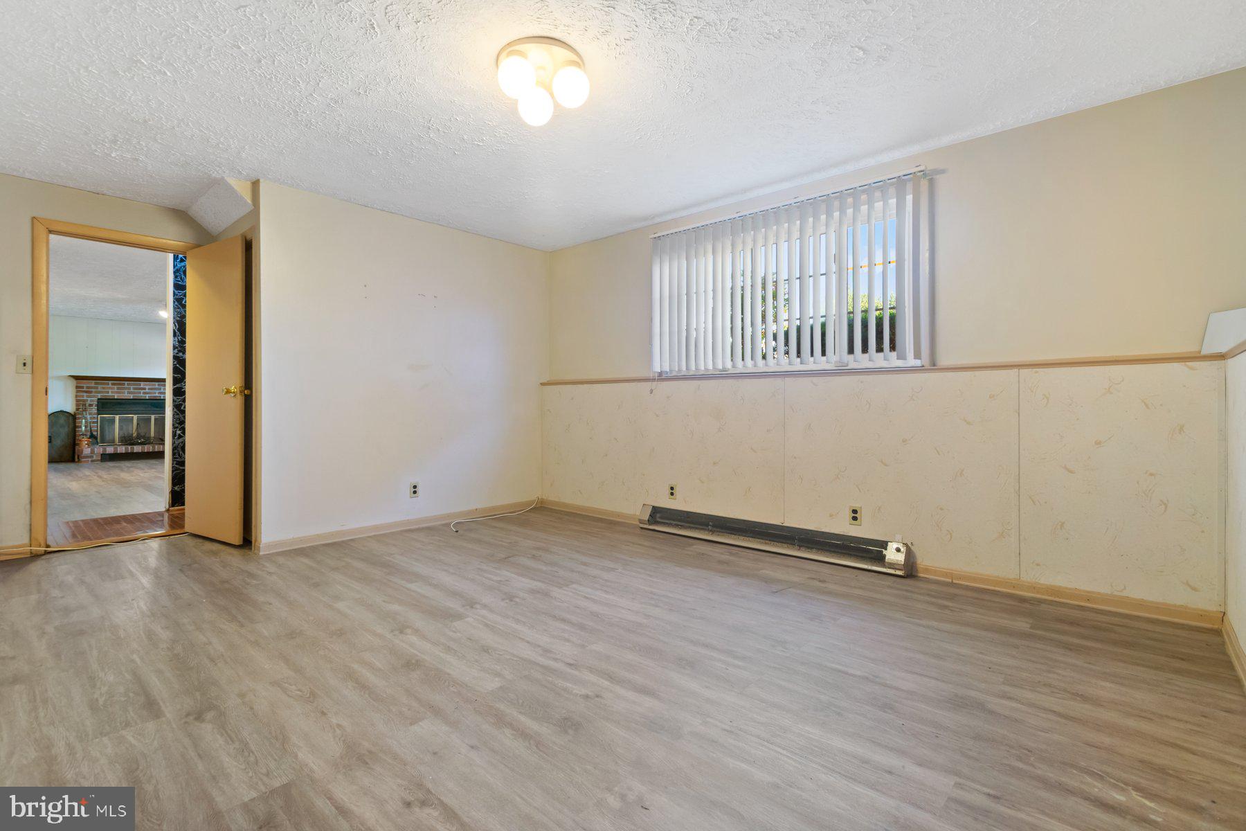 ACADEMY ACRES - Residential