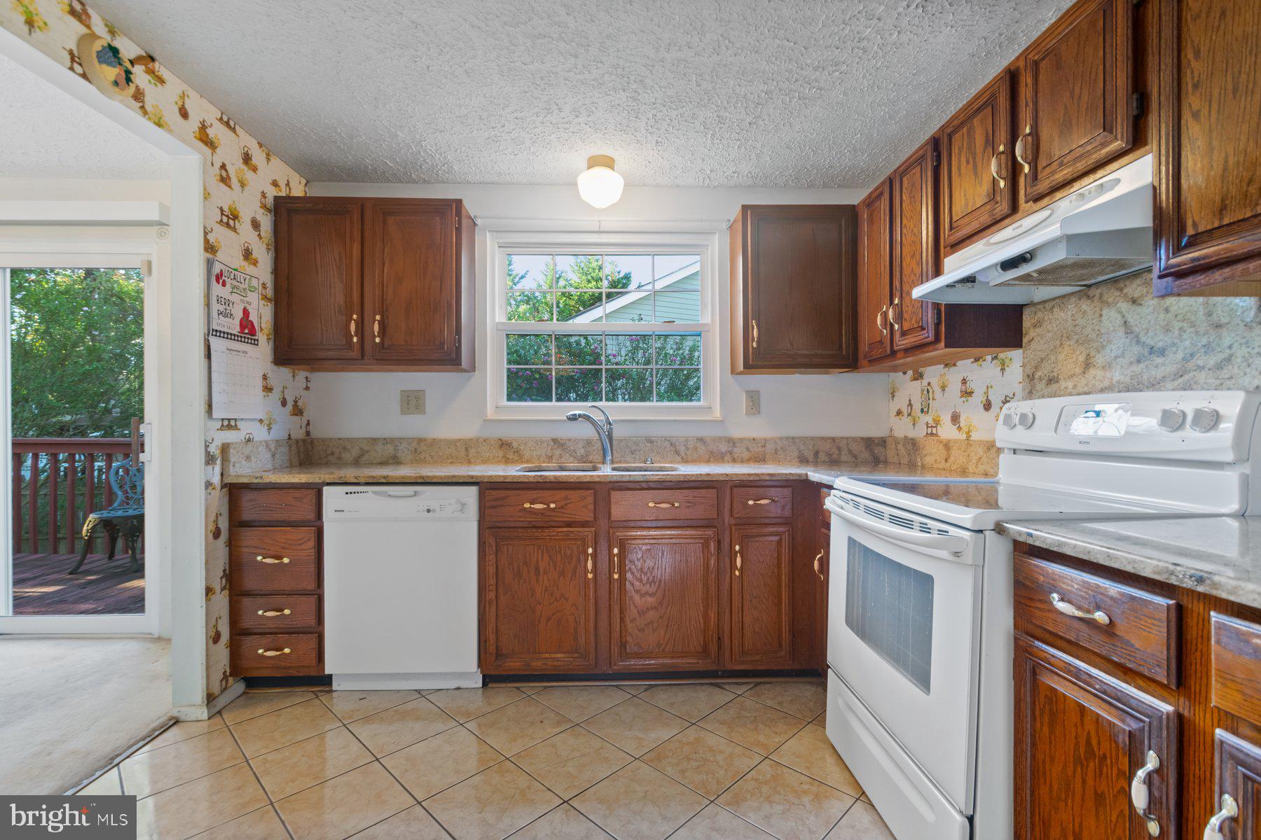 ACADEMY ACRES - Residential