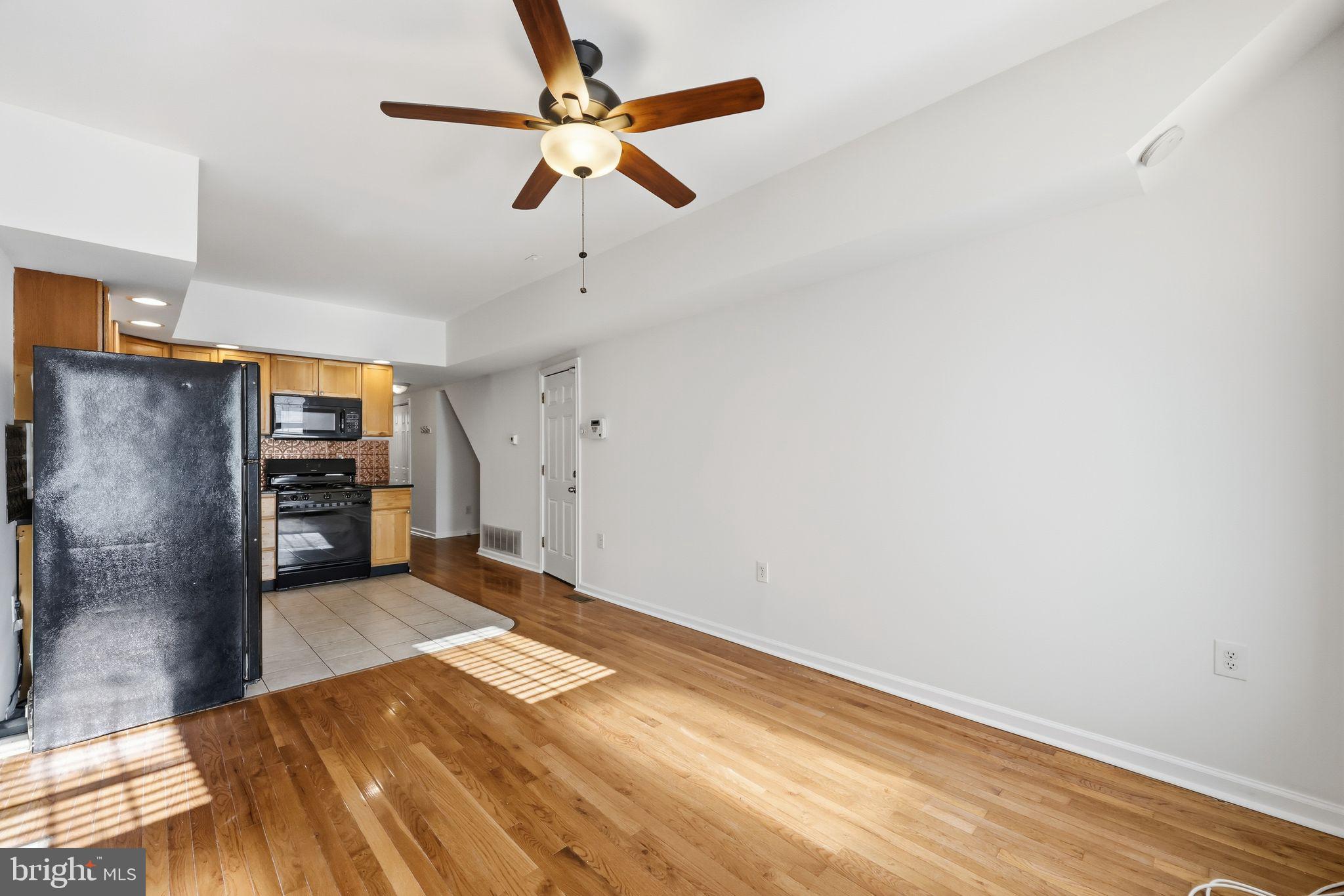 ROXBOROUGH - Residential Lease