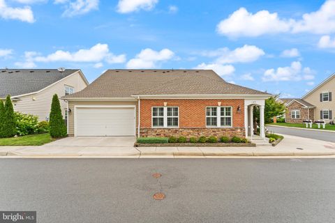 57 HARPERS MILL WAY LOVETTSVILLE VA 20180