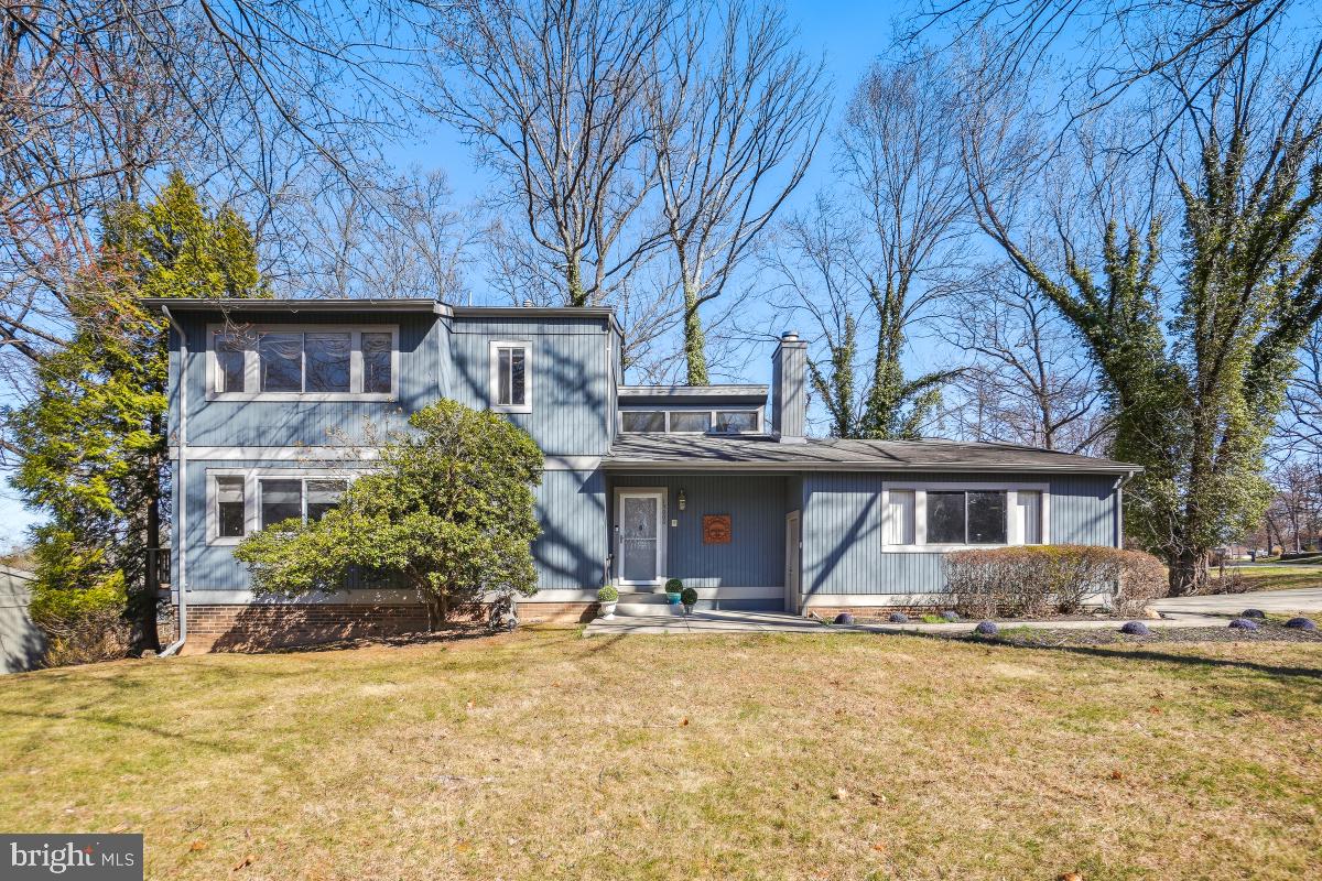 Tucked into the heart of the coveted Stonegate community, this rarely available contemporary gem offers space, character, and the perfect canvas for your personal vision.
Set on a corner lot, this four-bedroom, 3.5-bath home is more than just spacious—it’s designed for easy living and effortless entertaining. Step inside and be greeted by a warm conversation pit with a wood-burning fireplace, a signature feature of the era, perfect for cozy gatherings or relaxing evenings. The pit opens to a sunlit living room, where large windows invite natural light to pour in, creating a vibrant flow through the main level.
With a layout that encourages connection, you’ll appreciate the circular design of the main floor—ideal for hosting and holidays alike. From the kitchen or dining room, step out onto a wraparound deck, perfect for morning coffee or evening cookouts under the stars. A powder room just off the foyer adds convenience for guests.
Upstairs, find three generously sized bedrooms and two full baths, offering comfort and privacy for all.
Head to the lower level and discover a flexible and expansive space—imagine a home theater, game room, or even a private suite, complete with a full bath, bedroom, and walkout access to the backyard. There’s even room to customize further, whether you're dreaming of a quiet retreat or a lively hub for guests.
With a two-car garage and built-in storage, this home has all the right bones and is ready for your updates to make it truly shine.
Your dream home in Stonegate is waiting. Come see the potential and make it your own.